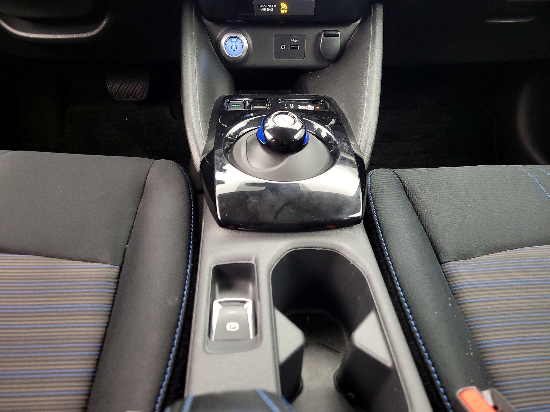 Thumbnail: 2019 Nissan Leaf - 18