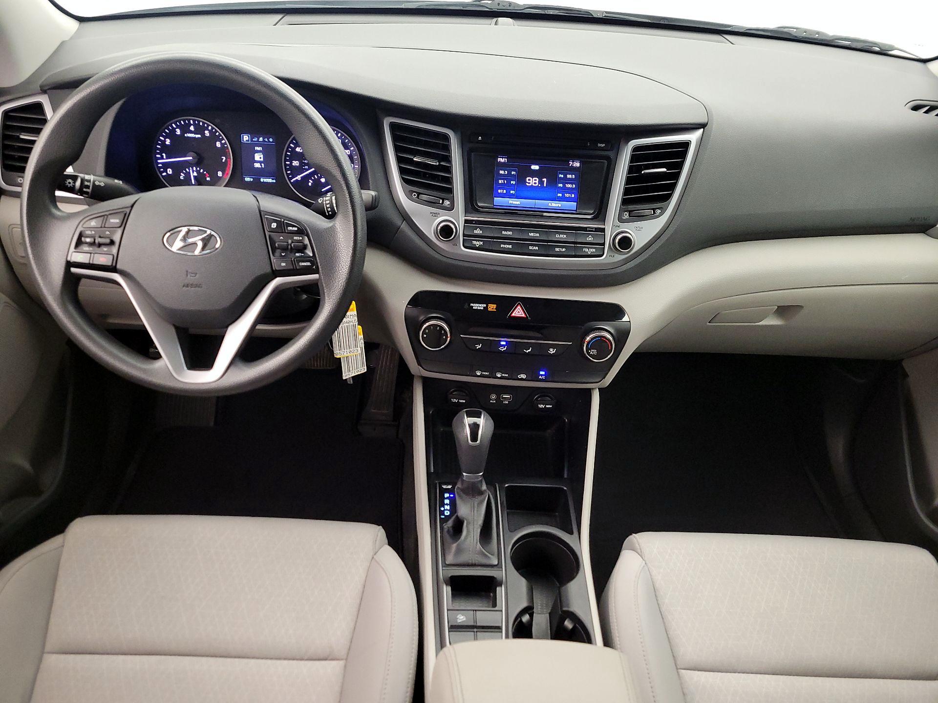 Thumbnail: 2017 Hyundai Tucson - 9
