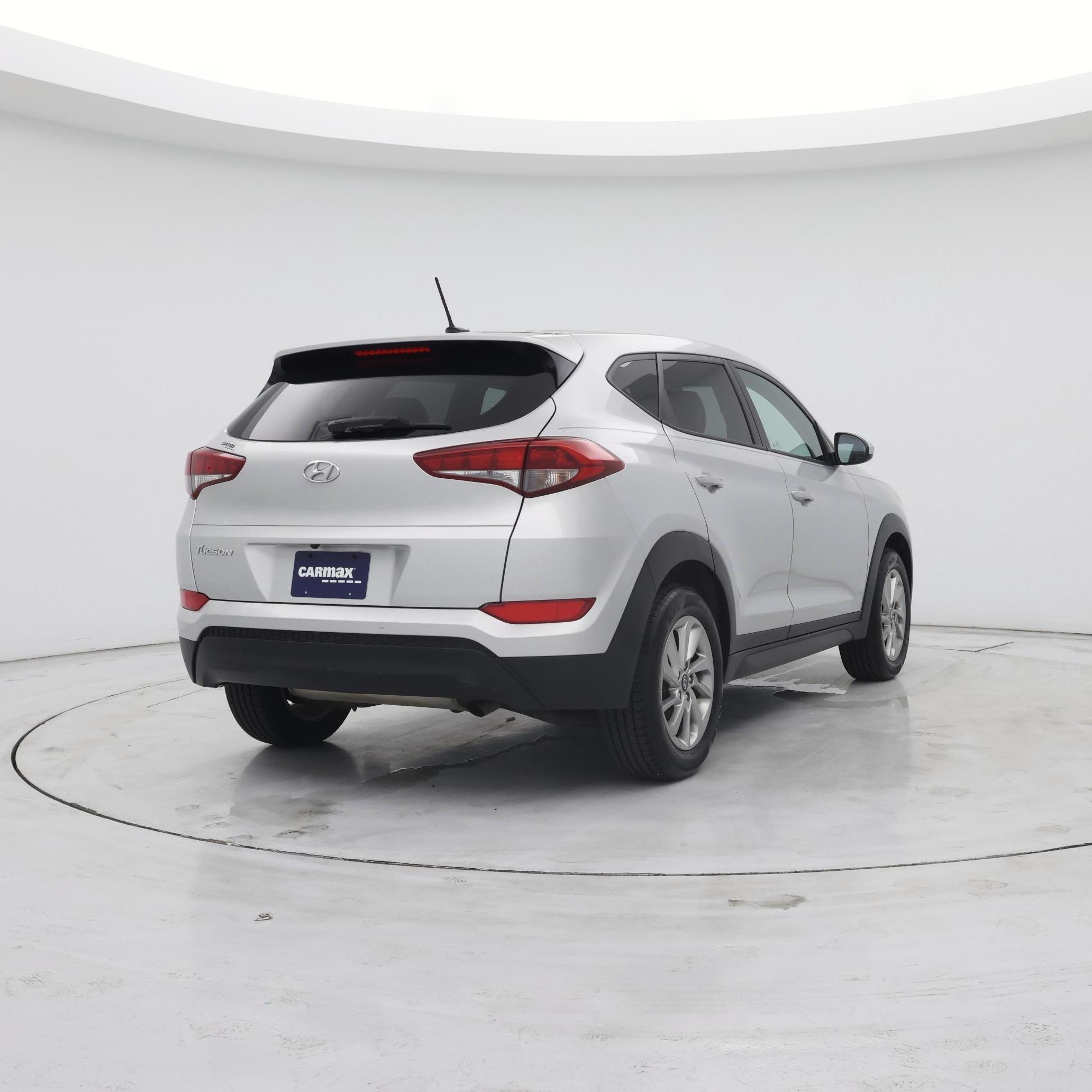 Thumbnail: 2017 Hyundai Tucson - 8