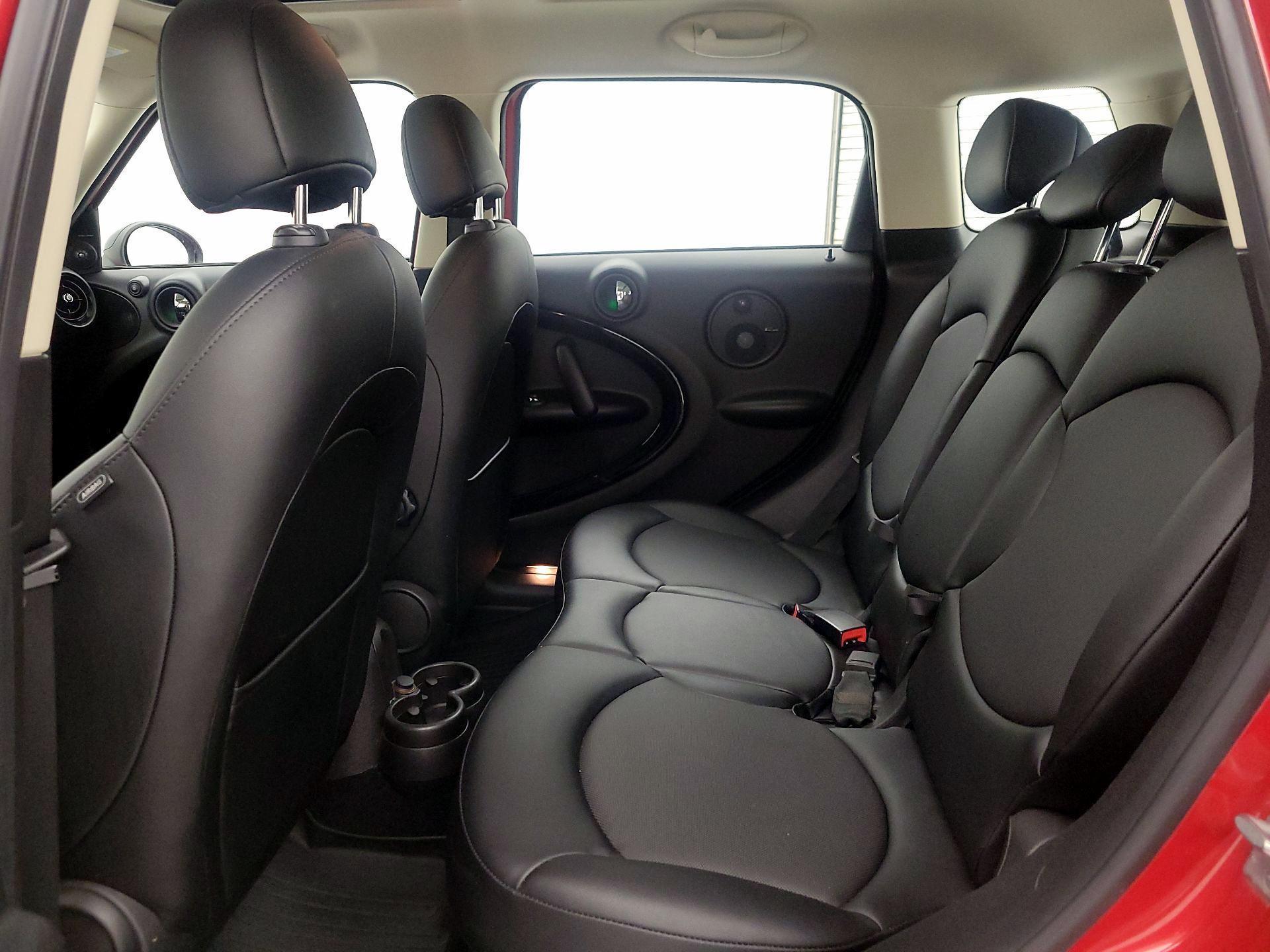 Thumbnail: 2016 MINI Cooper Countryman - 18