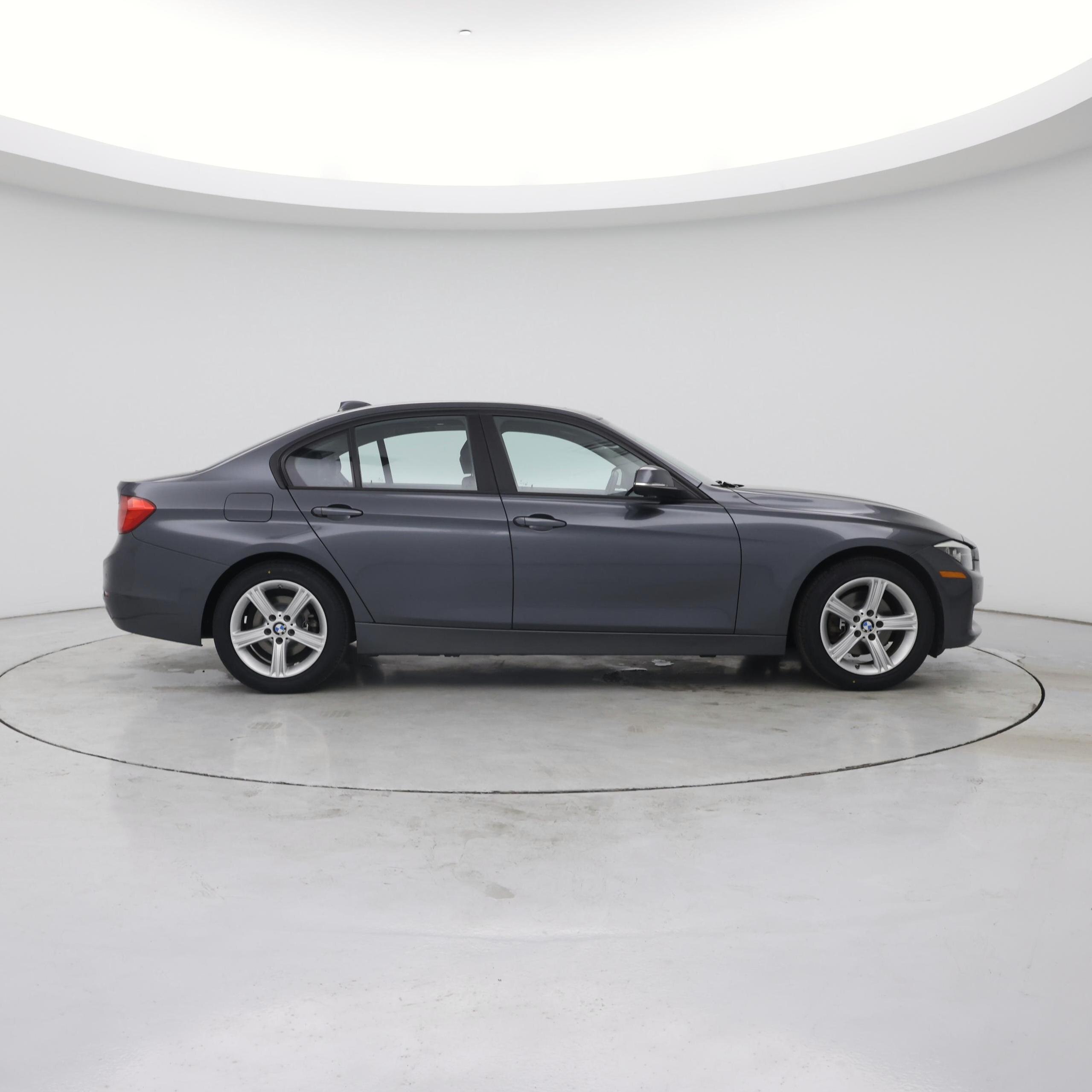 Thumbnail: 2015 BMW 3 Series - 7