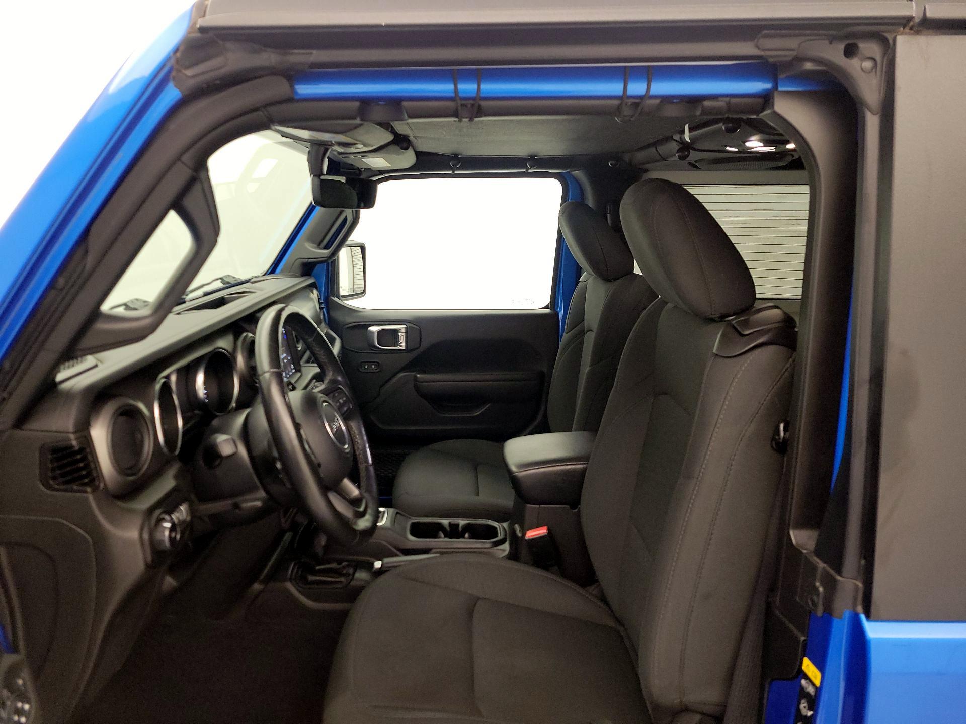 Thumbnail: 2022 Jeep Wrangler - 11