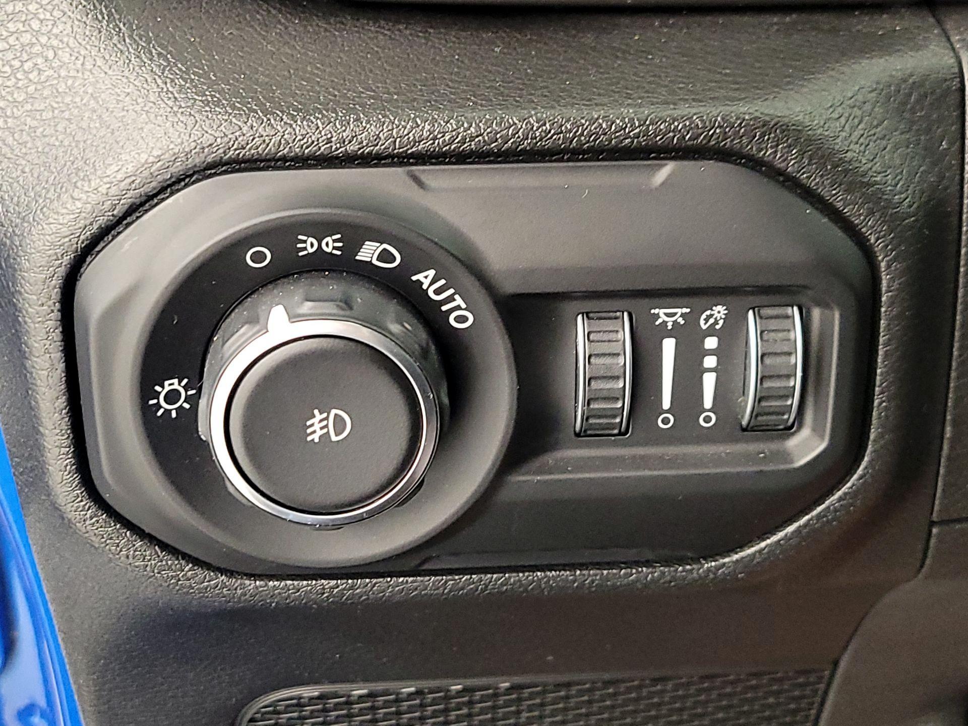 Thumbnail: 2022 Jeep Wrangler - 13