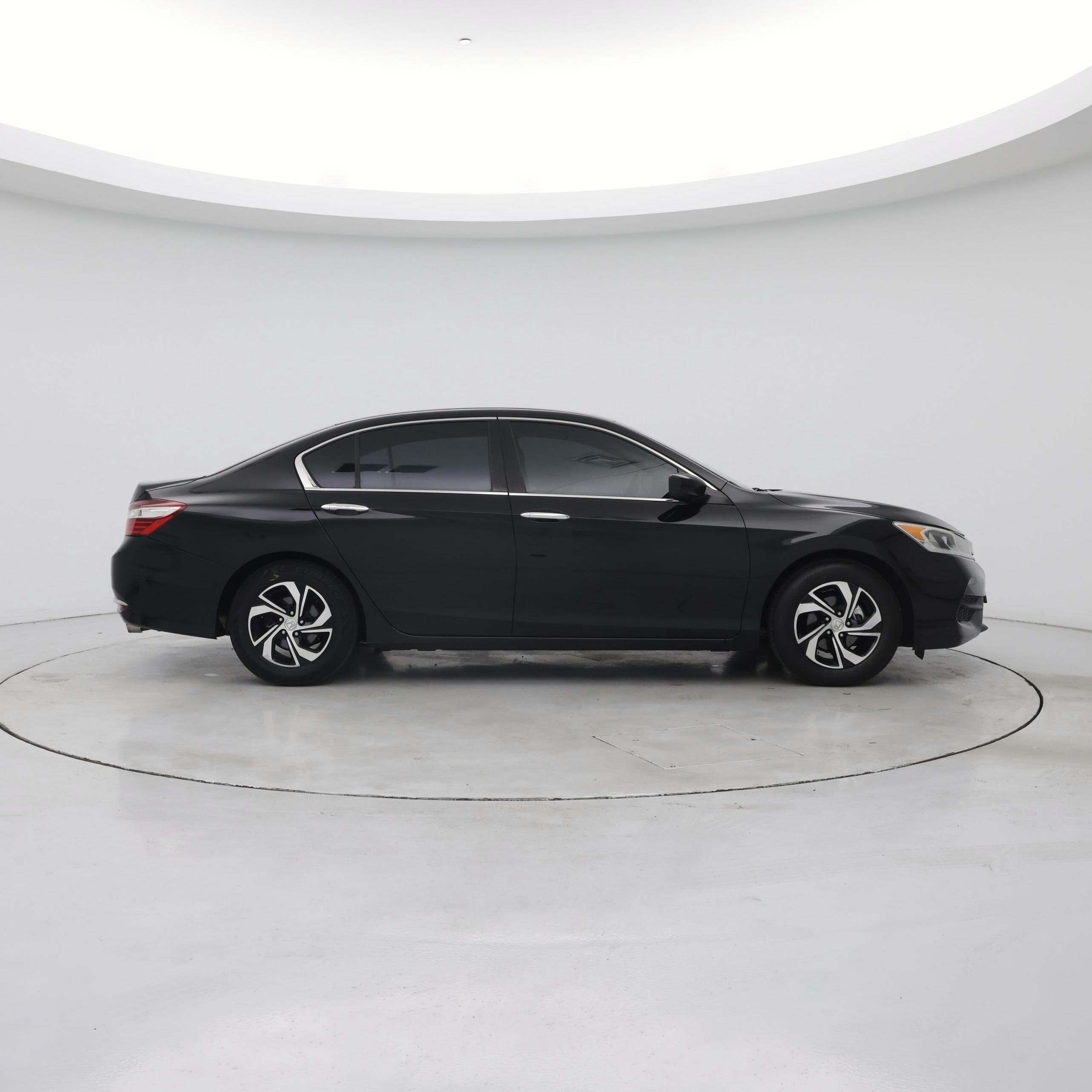Thumbnail: 2017 Honda Accord - 7