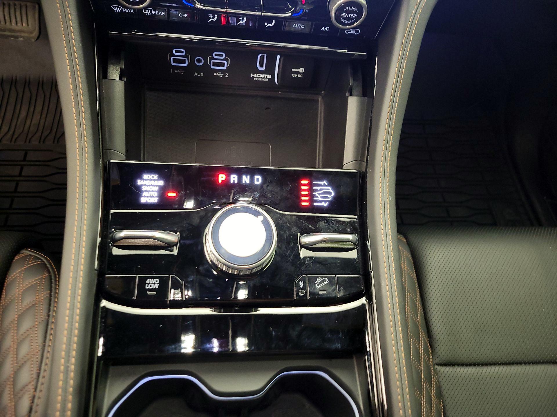 Thumbnail: 2023 Jeep Grand Cherokee - 18