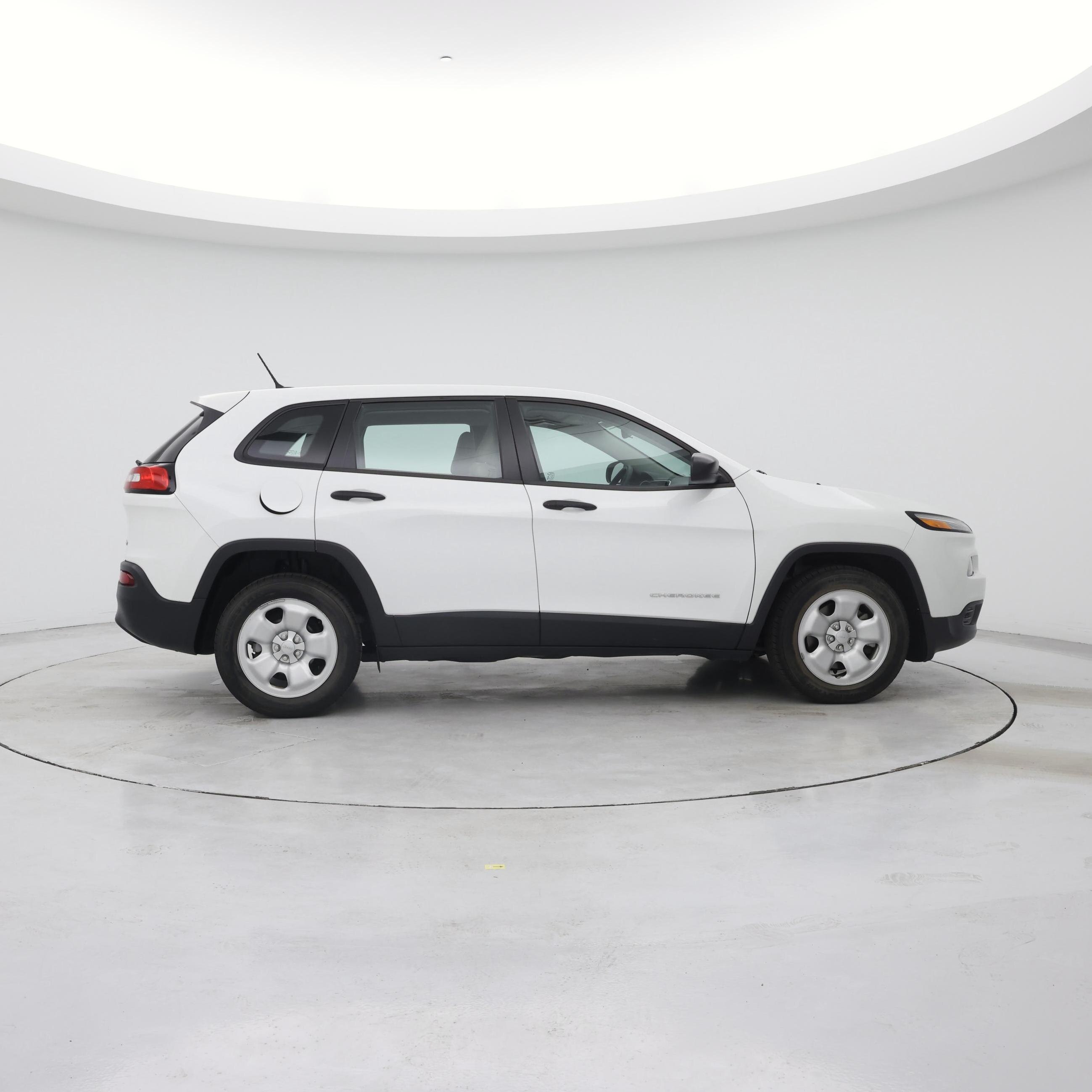 Thumbnail: 2015 Jeep Cherokee - 7
