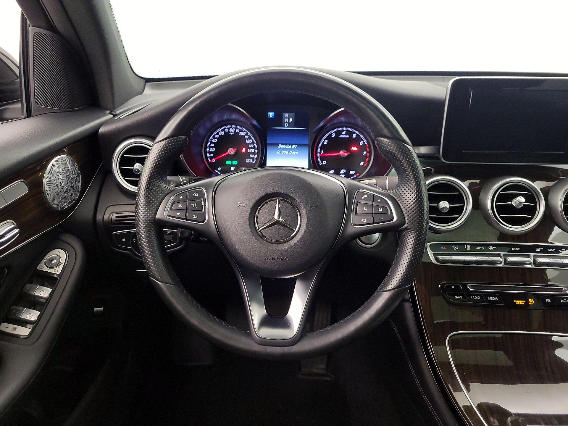 Thumbnail: 2017 Mercedes-Benz GLC - 10