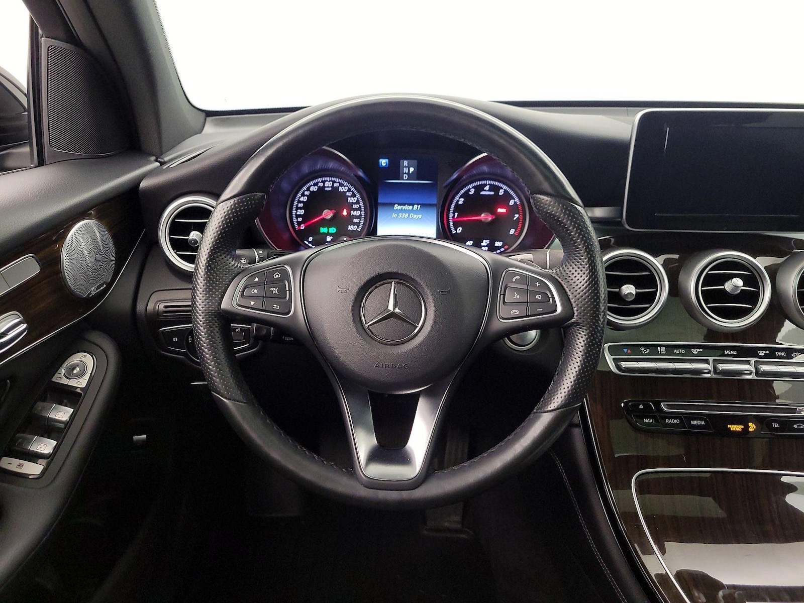 2017 Mercedes-Benz GLC GLC300 - Photo 11