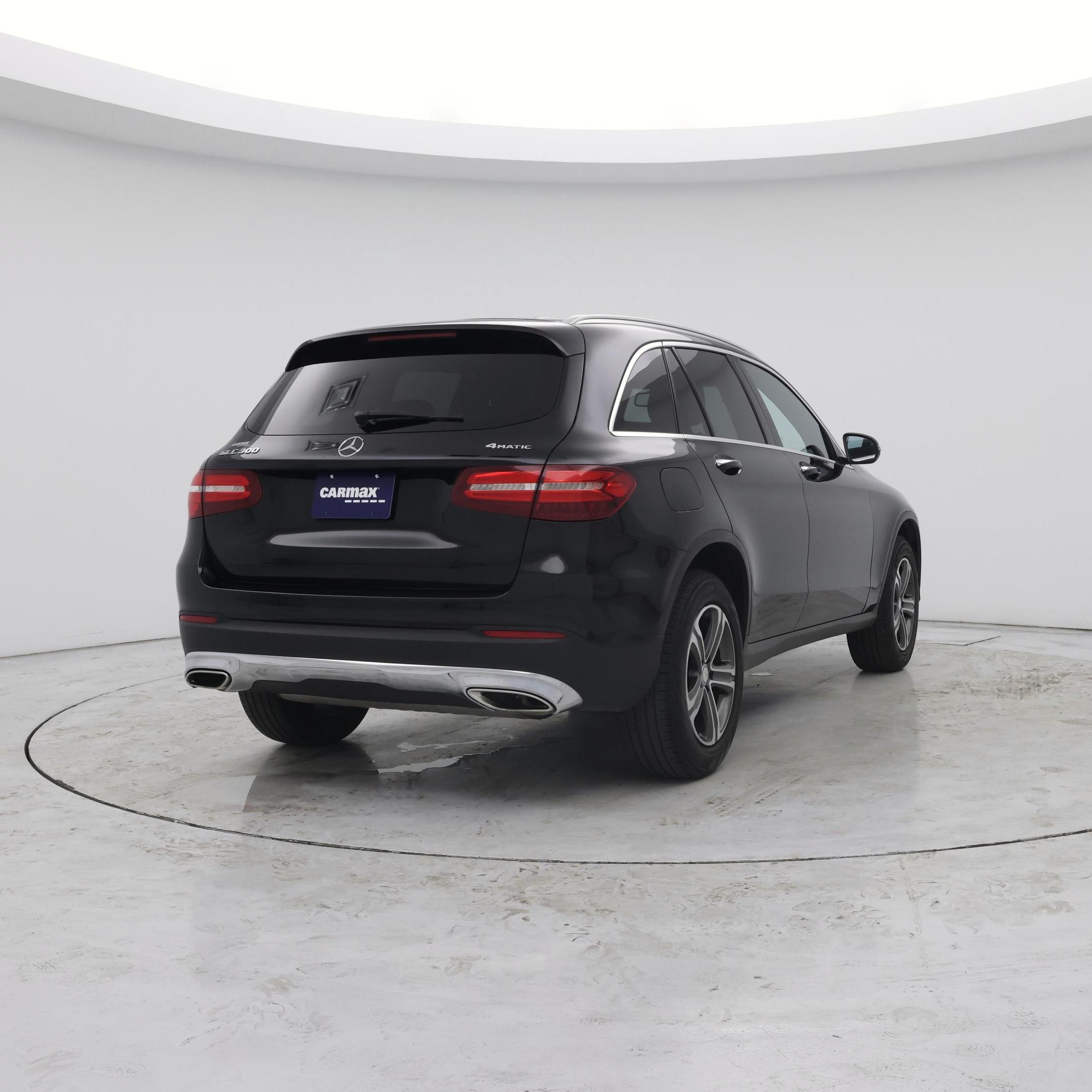Thumbnail: 2017 Mercedes-Benz GLC - 8