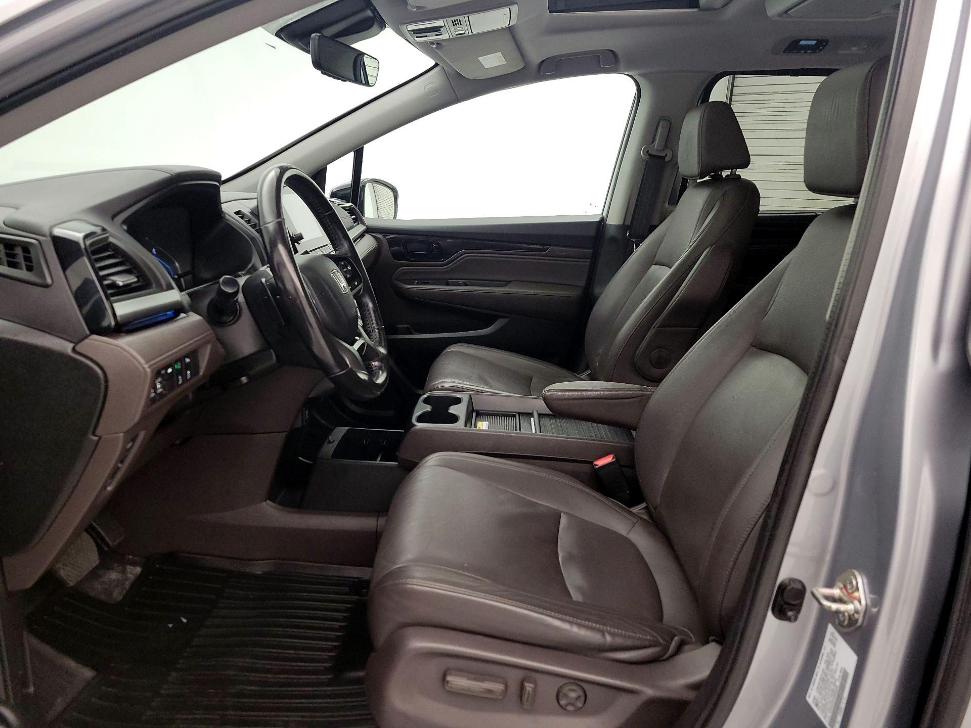 Thumbnail: 2019 Honda Odyssey - 11
