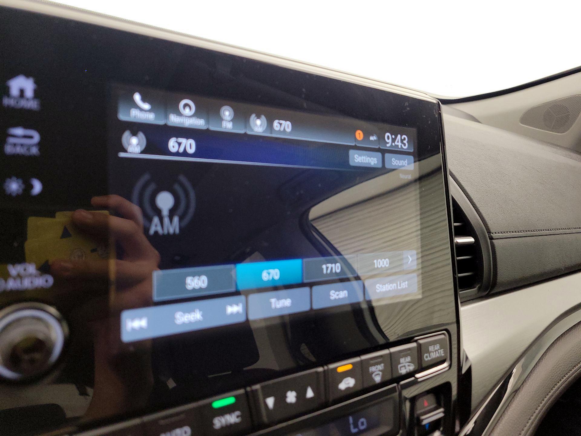 Thumbnail: 2019 Honda Odyssey - 16