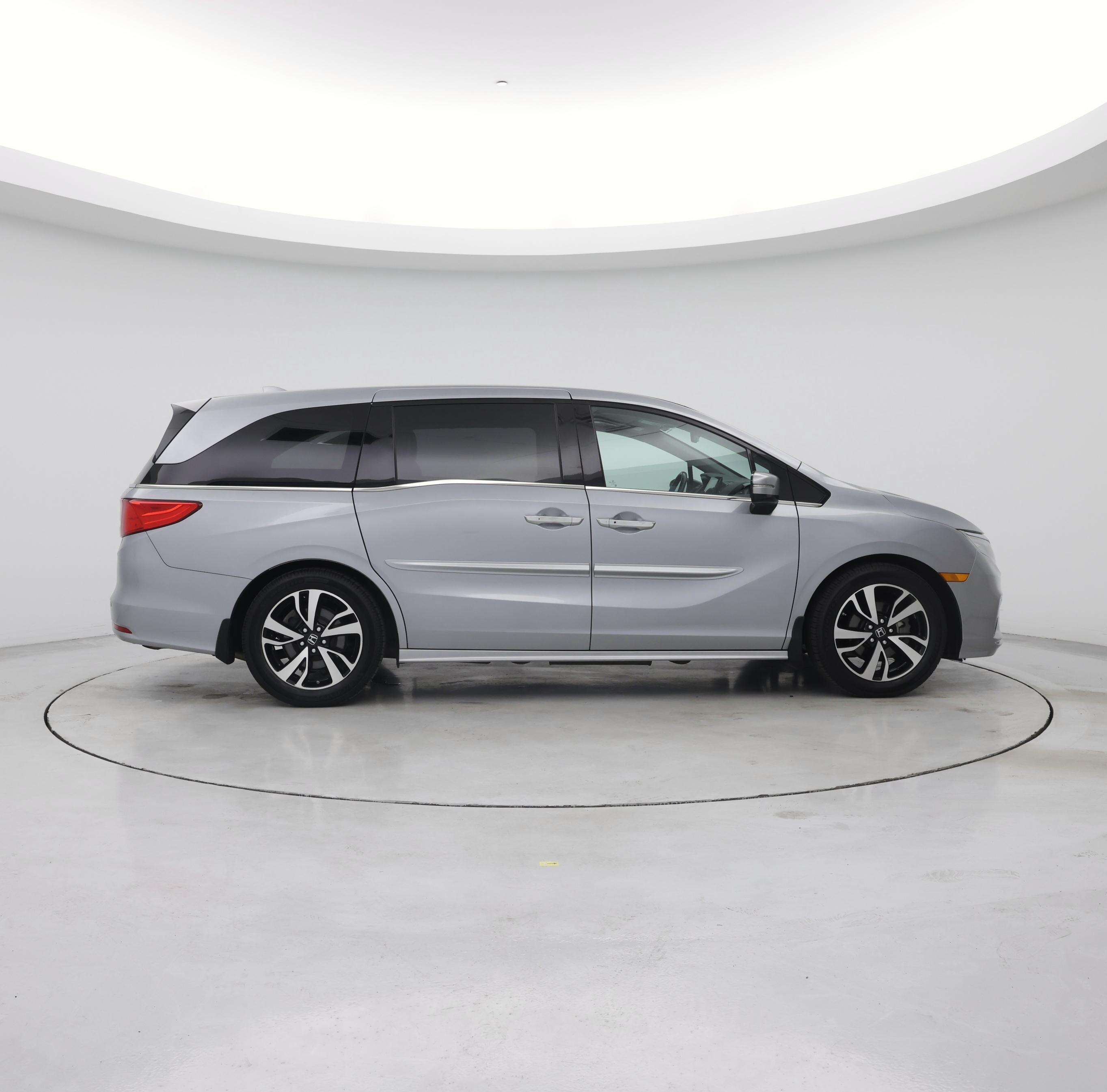 Thumbnail: 2019 Honda Odyssey - 7