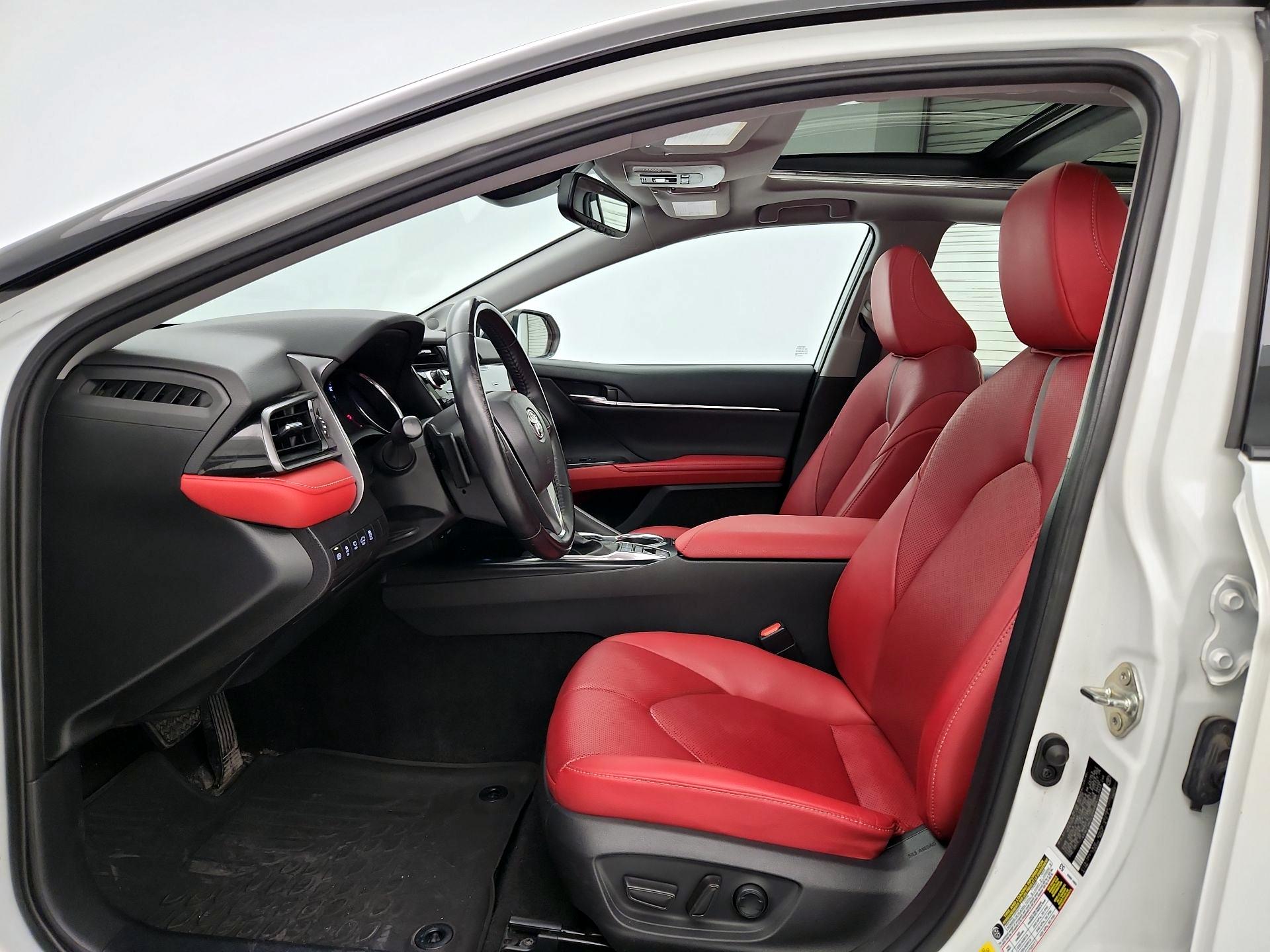 Thumbnail: 2020 Toyota Camry - 11