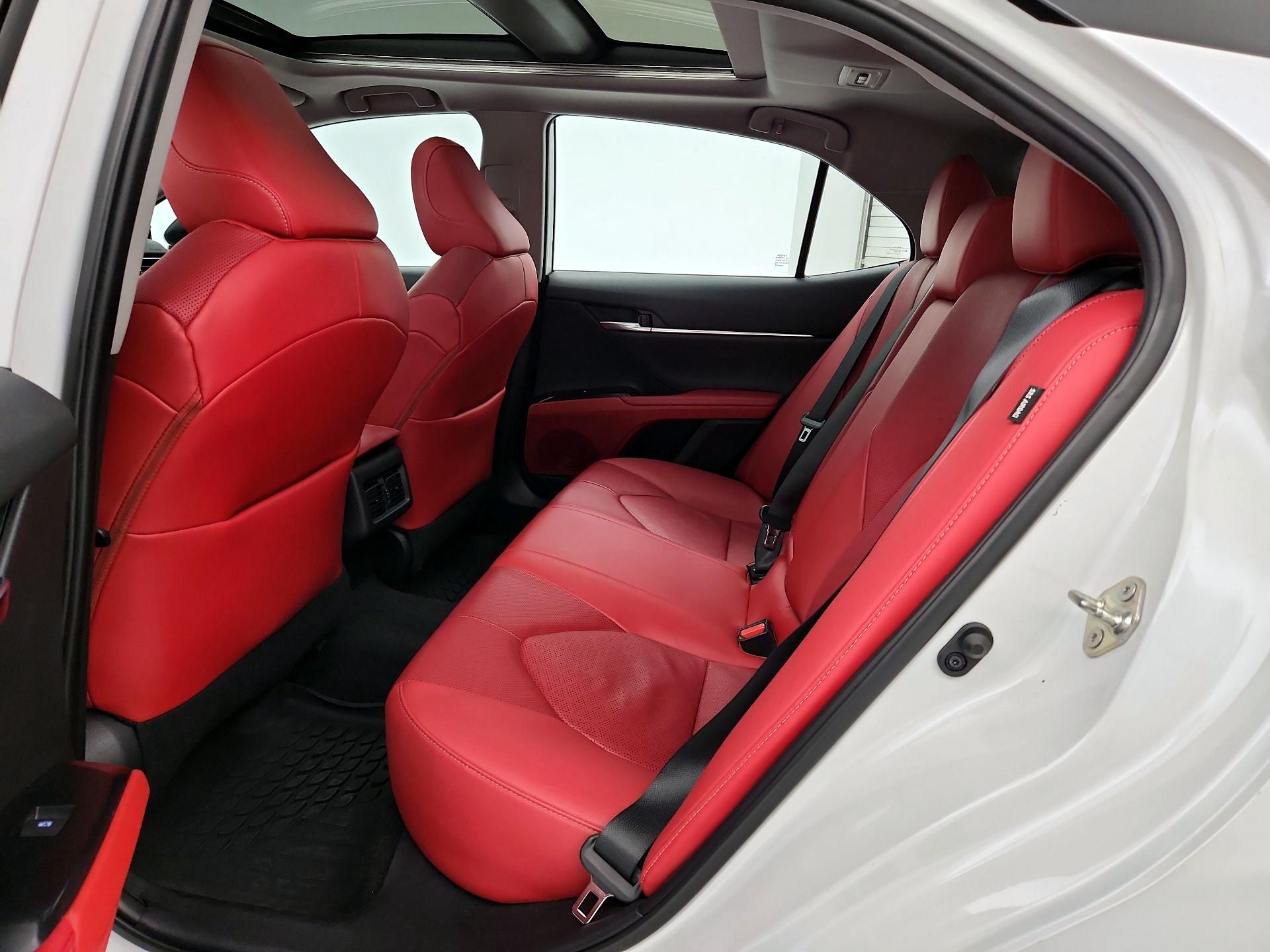 Thumbnail: 2020 Toyota Camry - 20