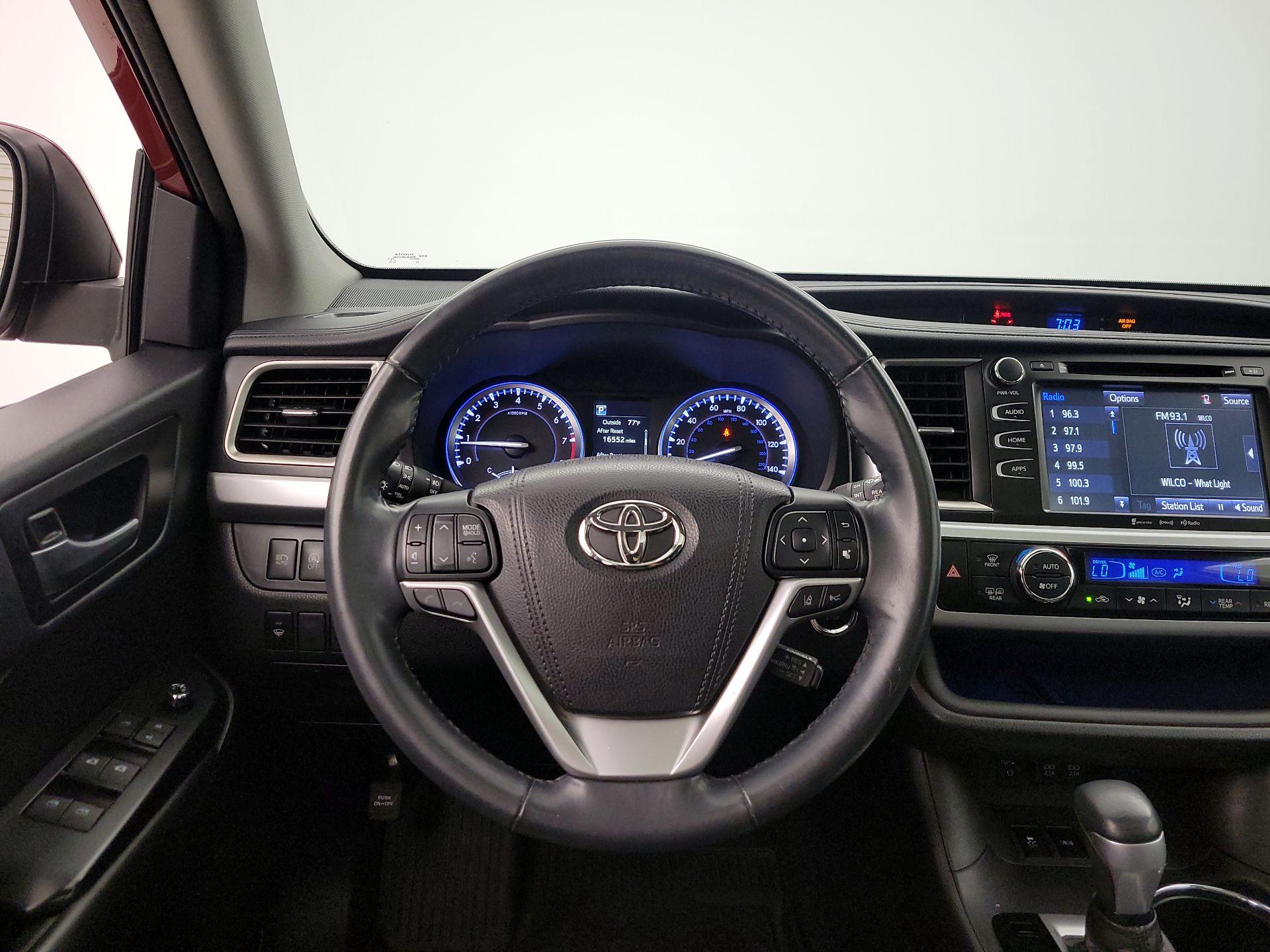 Thumbnail: 2018 Toyota Highlander - 10