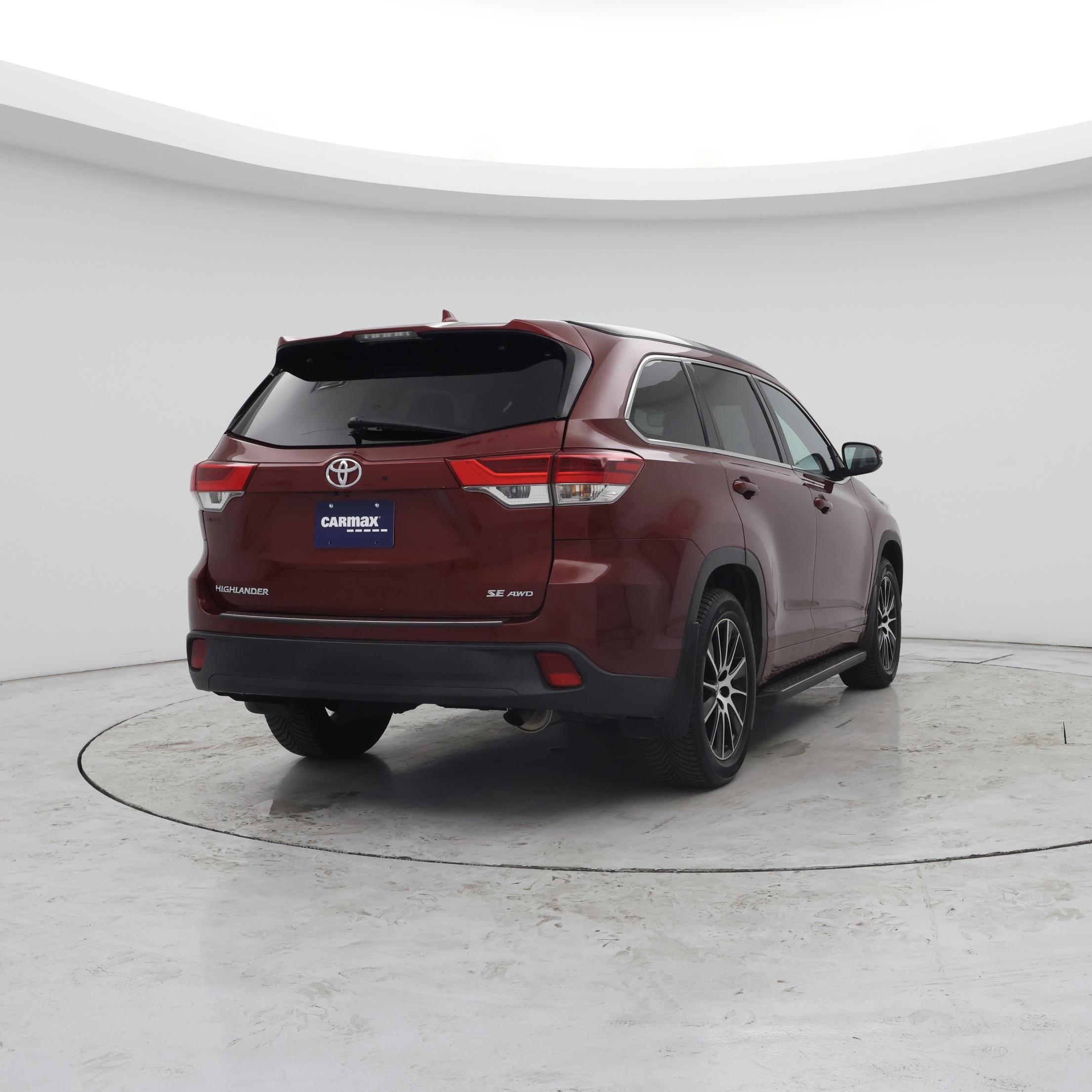 Thumbnail: 2018 Toyota Highlander - 8