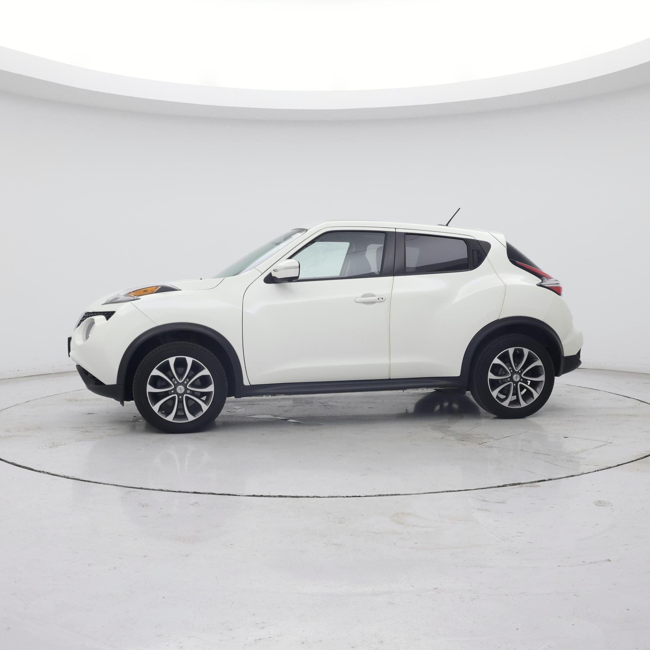 Thumbnail: 2017 Nissan Juke - 3