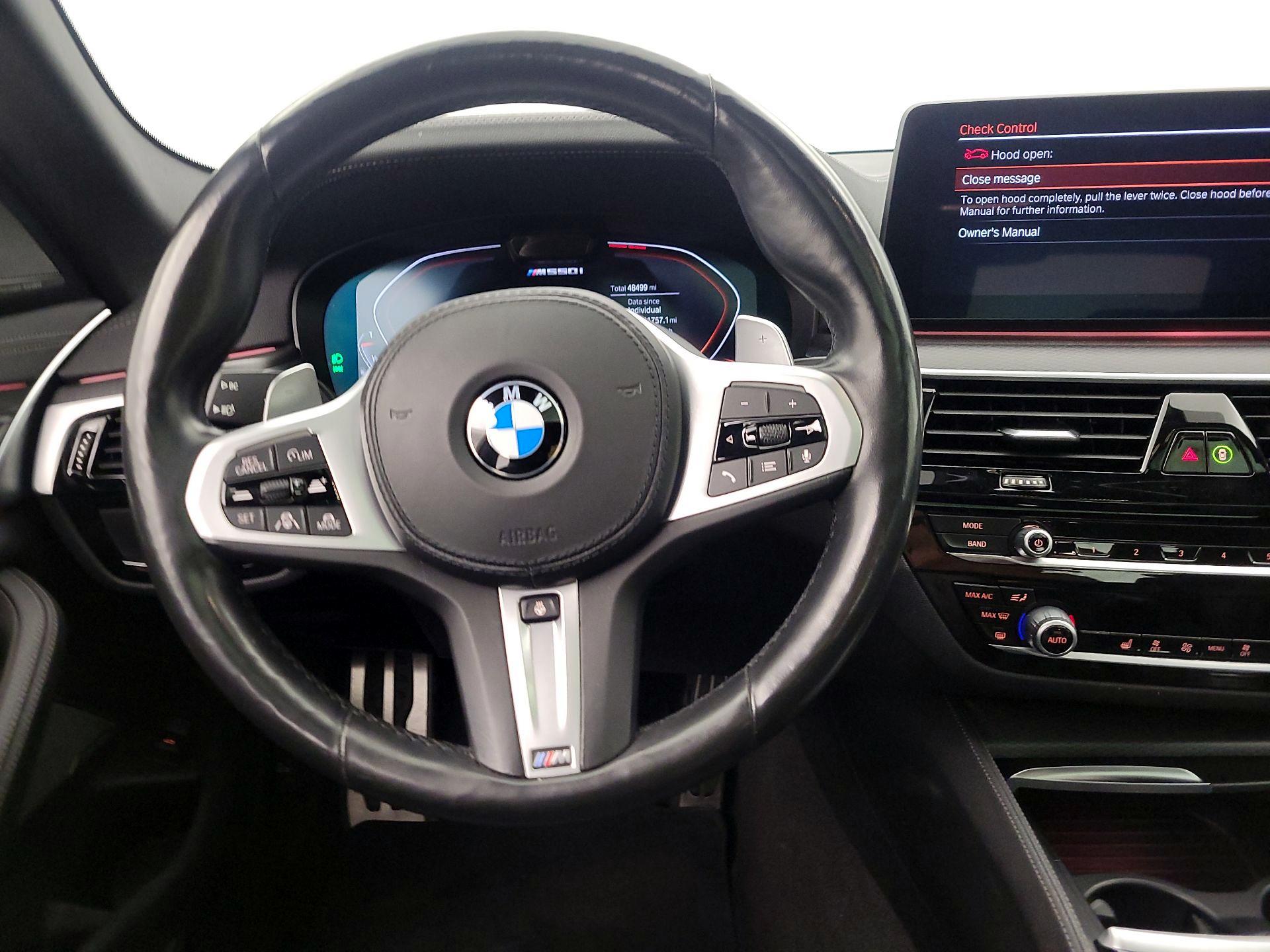 Thumbnail: 2022 BMW 5 Series - 10