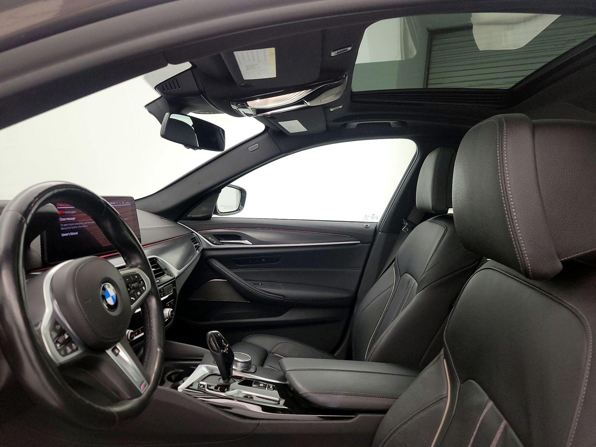 Thumbnail: 2022 BMW 5 Series - 20