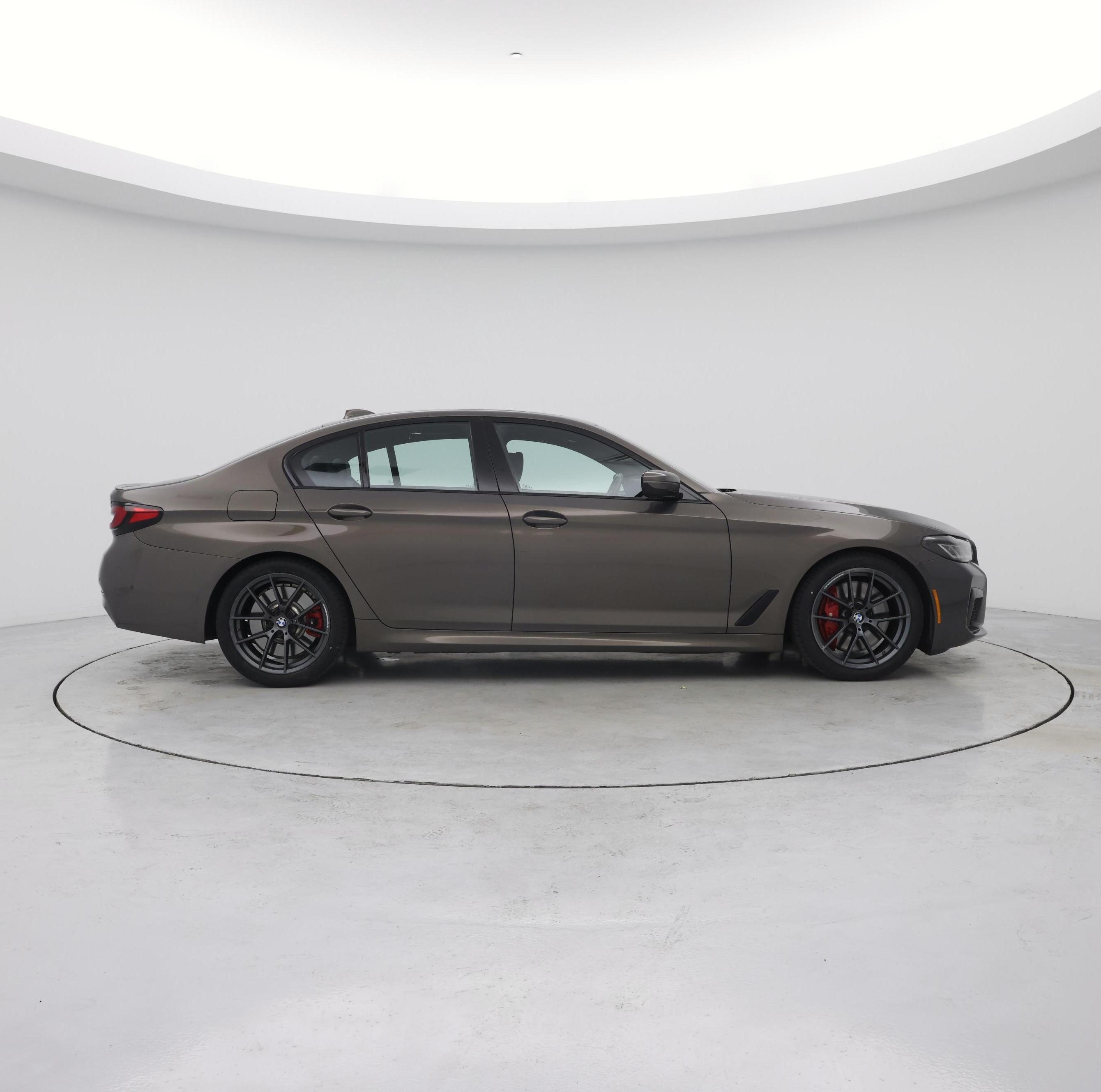 Thumbnail: 2022 BMW 5 Series - 7