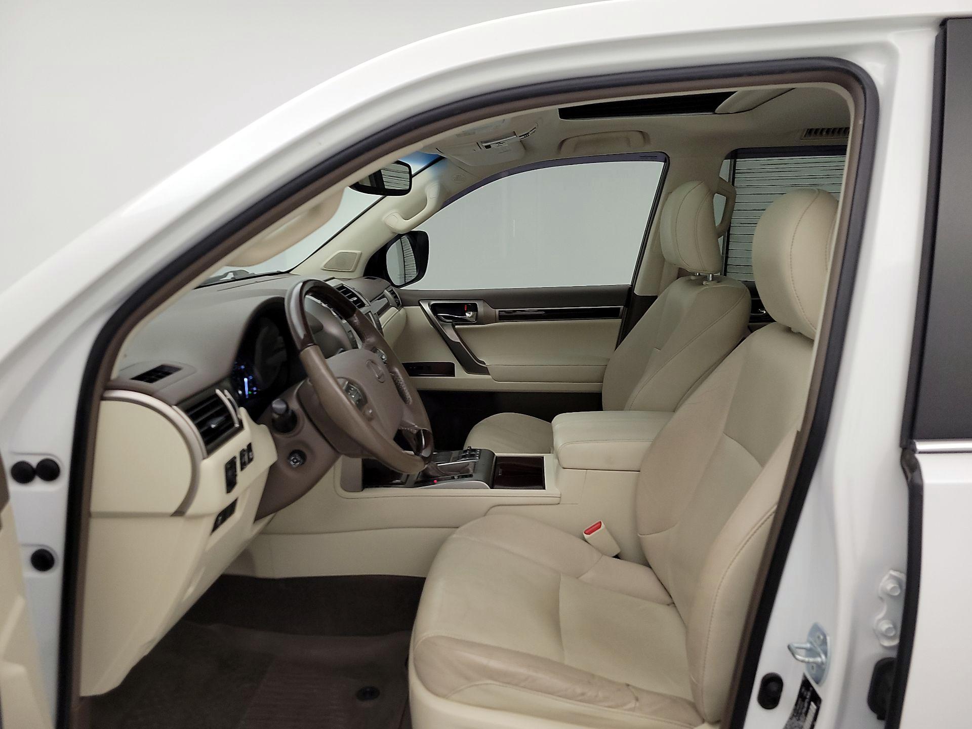 Thumbnail: 2019 Lexus GX - 11
