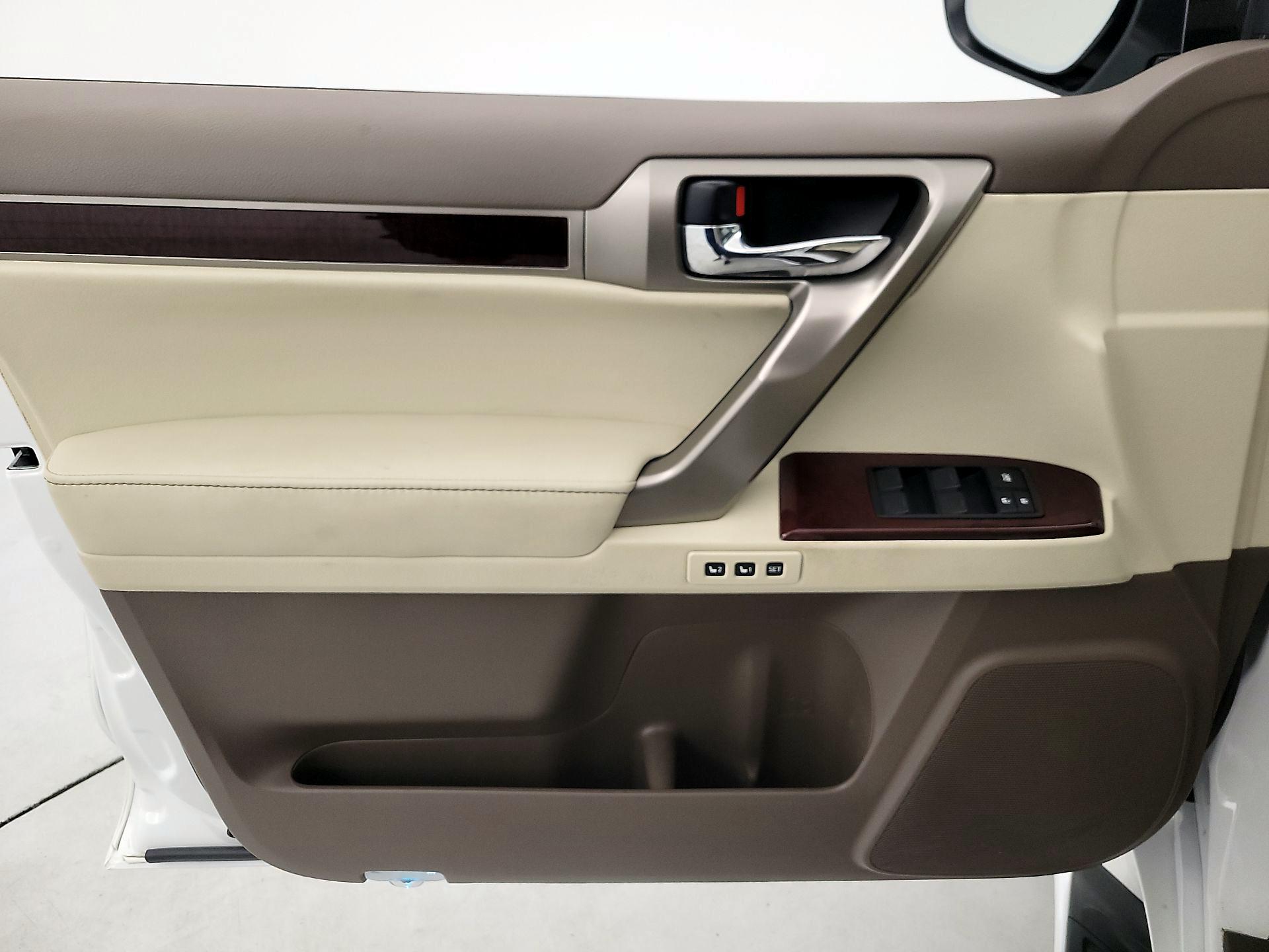 Thumbnail: 2019 Lexus GX - 12