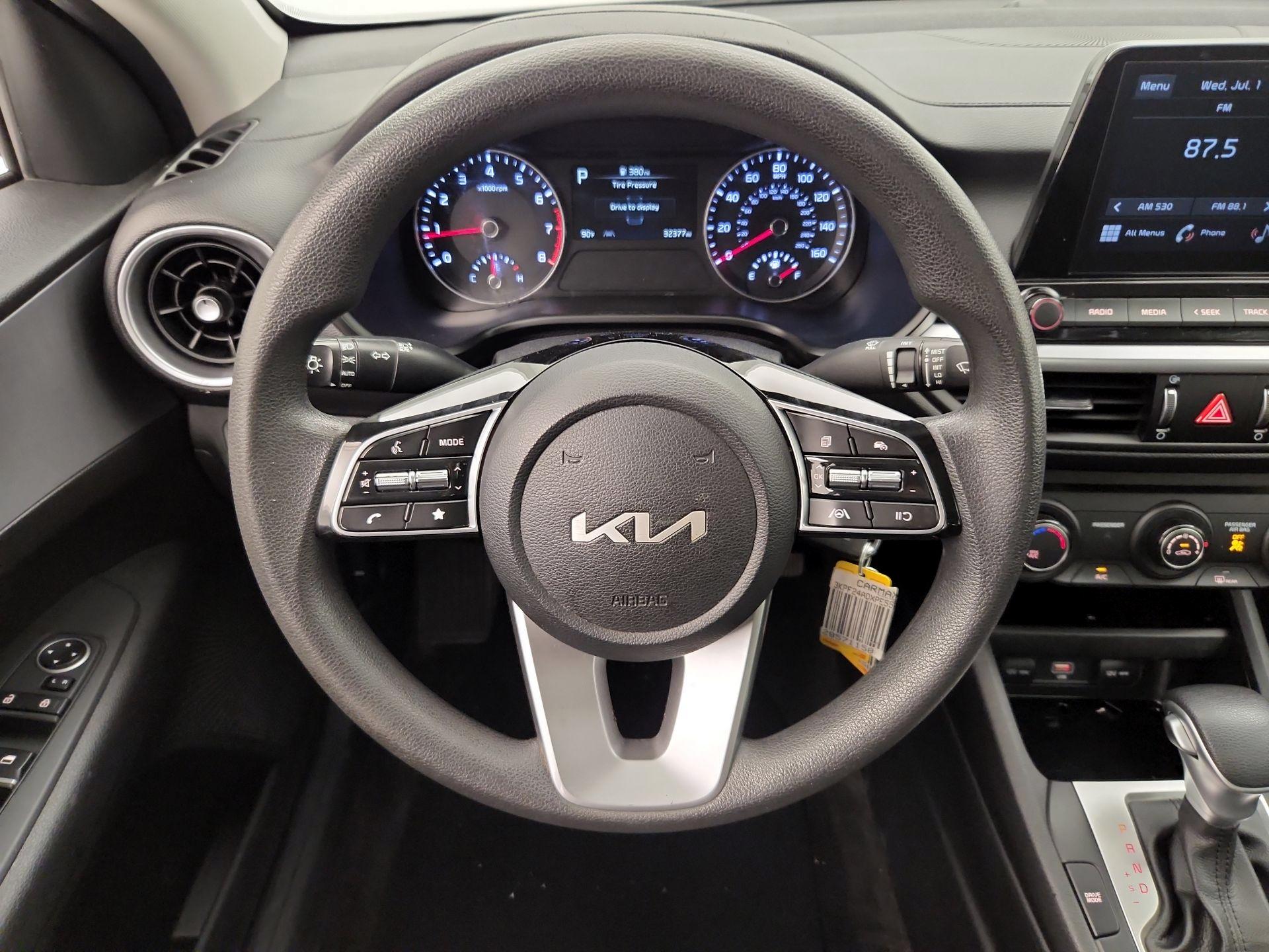Thumbnail: 2023 Kia Forte - 10