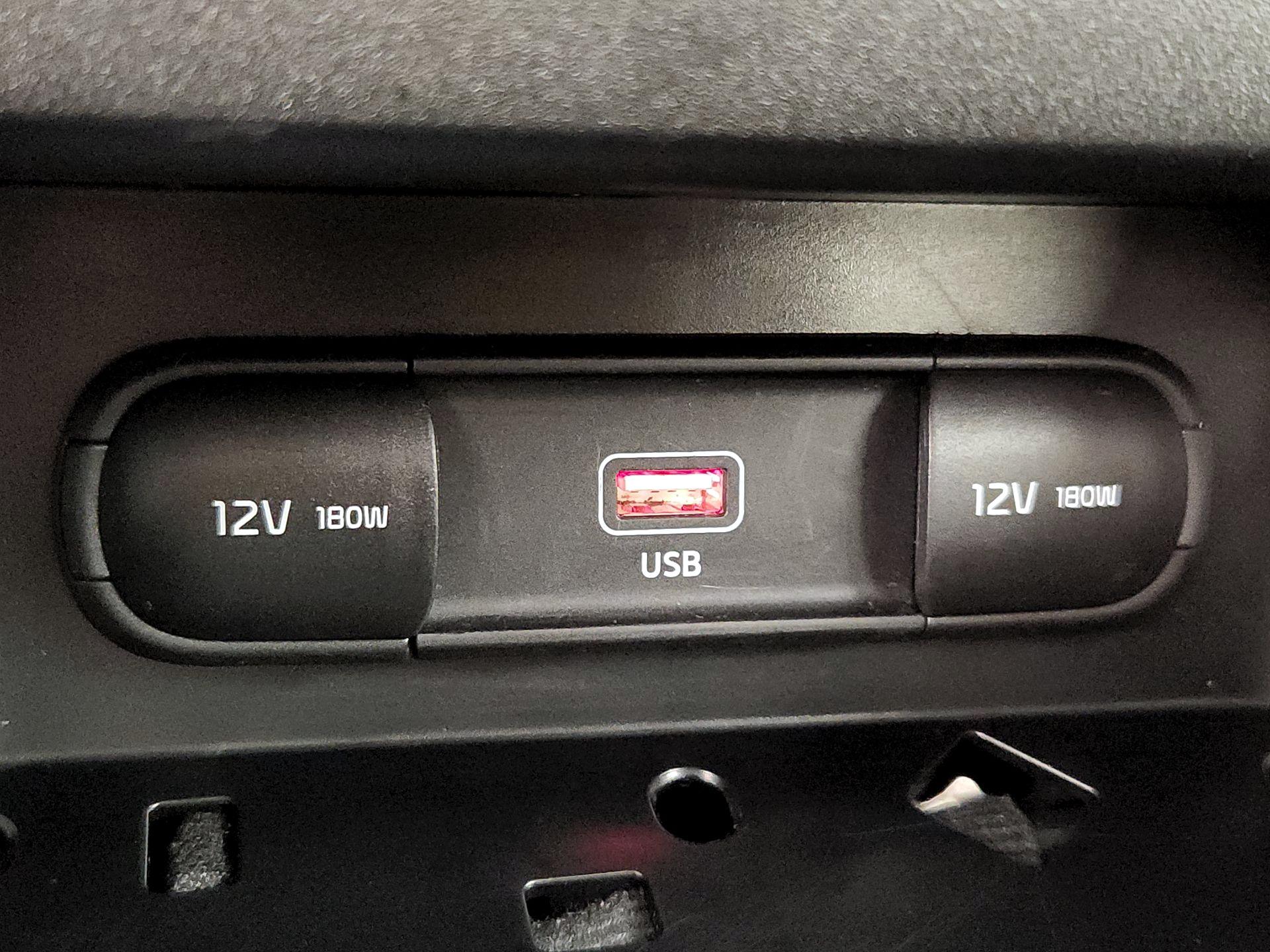 Thumbnail: 2023 Kia Forte - 18