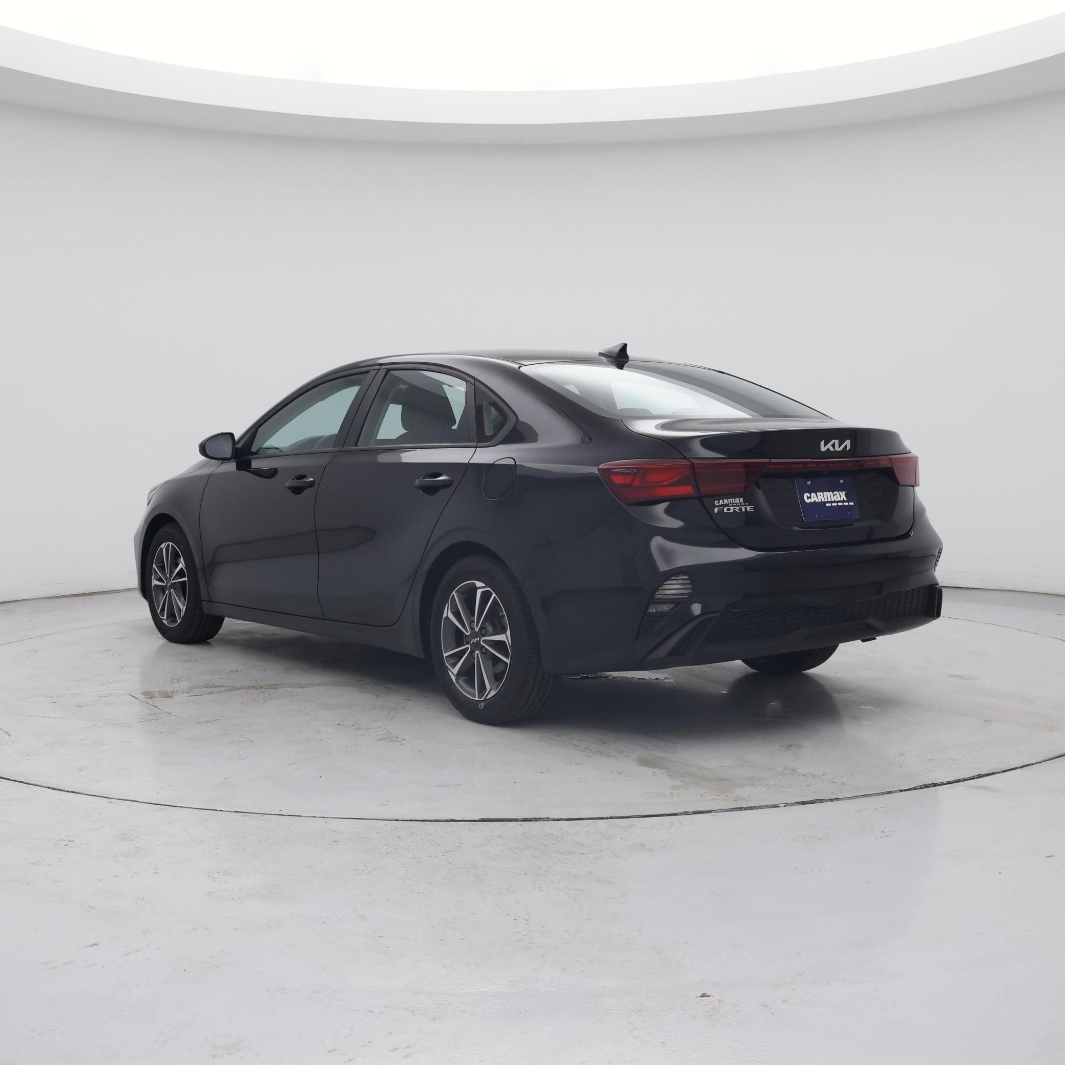 Thumbnail: 2023 Kia Forte - 2