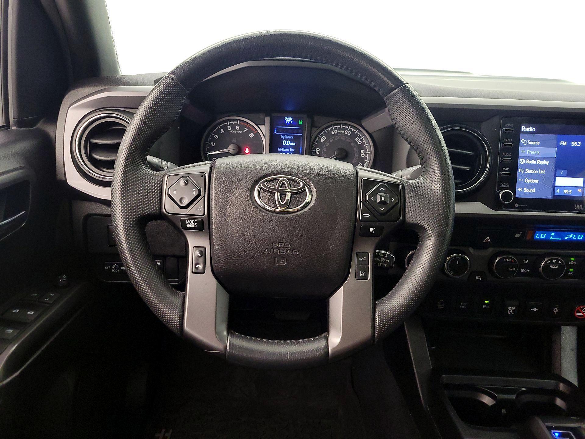Thumbnail: 2021 Toyota Tacoma - 10