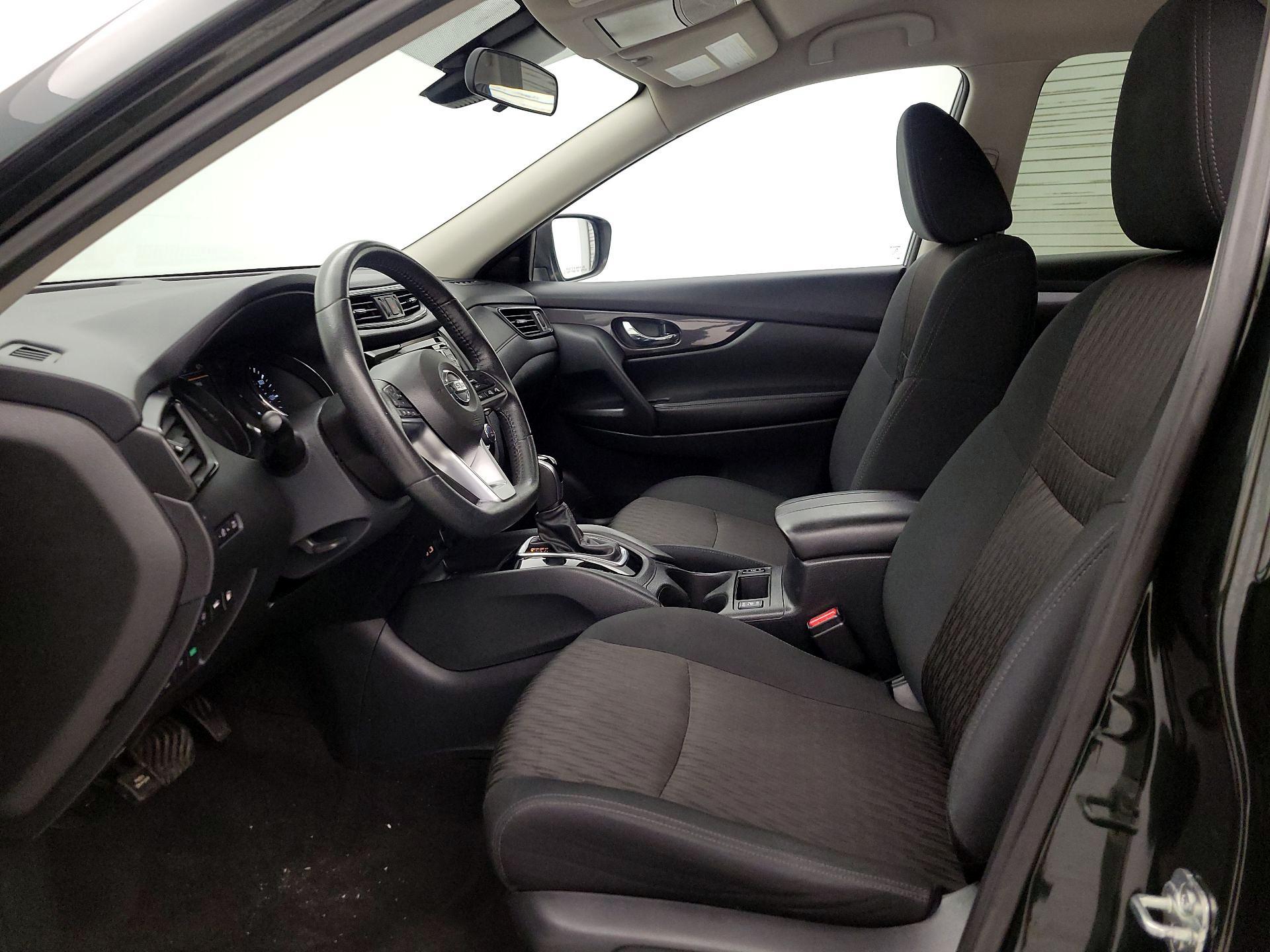 Thumbnail: 2020 Nissan Rogue - 11
