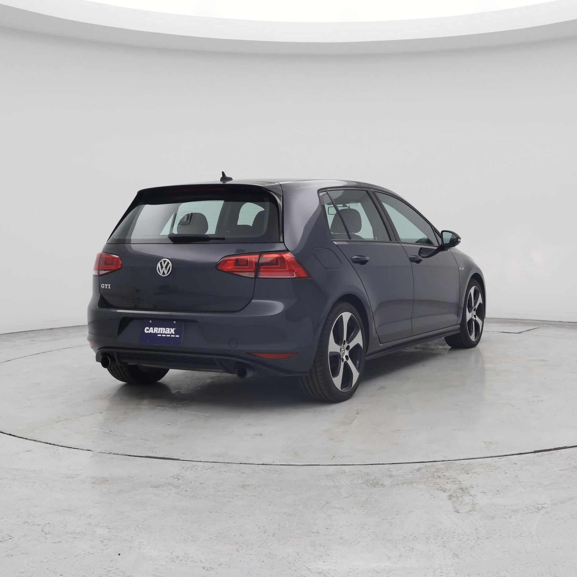 Thumbnail: 2017 Volkswagen Golf - 8
