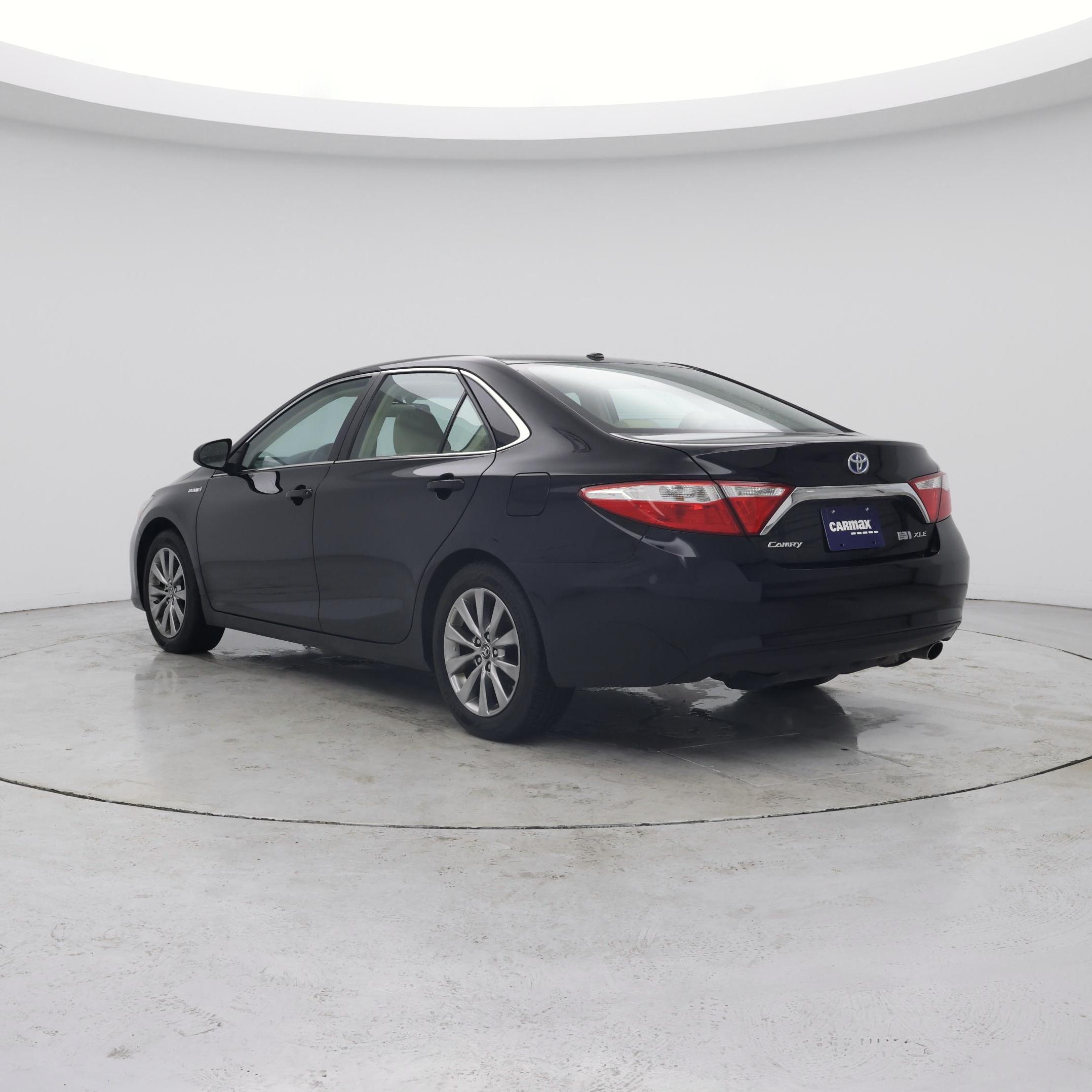 Thumbnail: 2016 Toyota Camry - 2