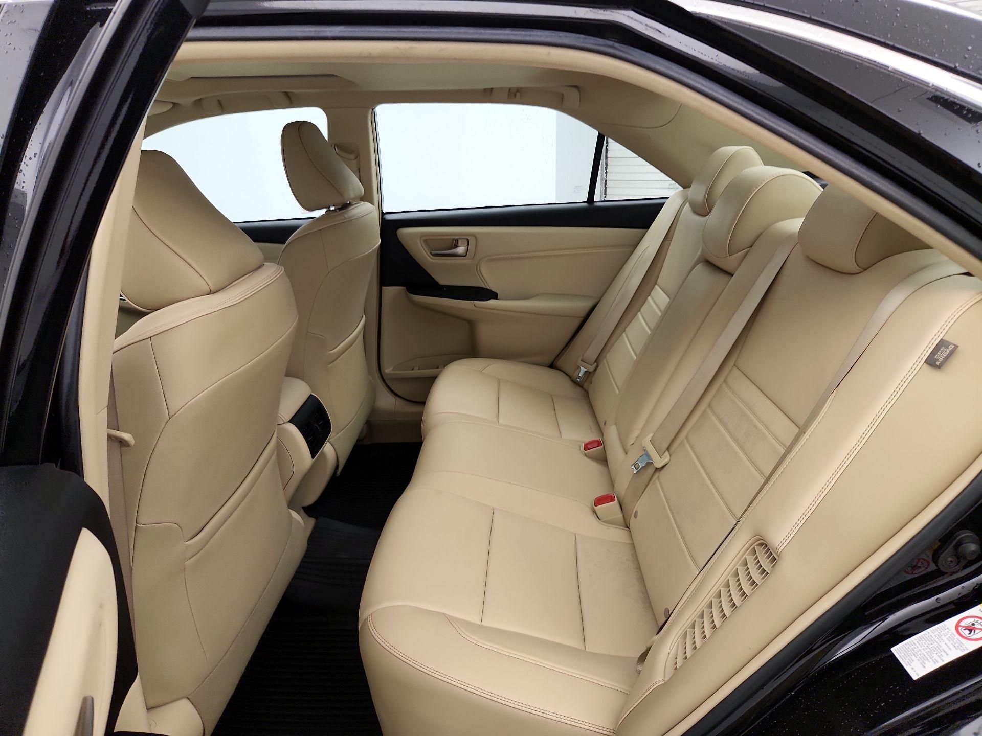 Thumbnail: 2016 Toyota Camry - 20