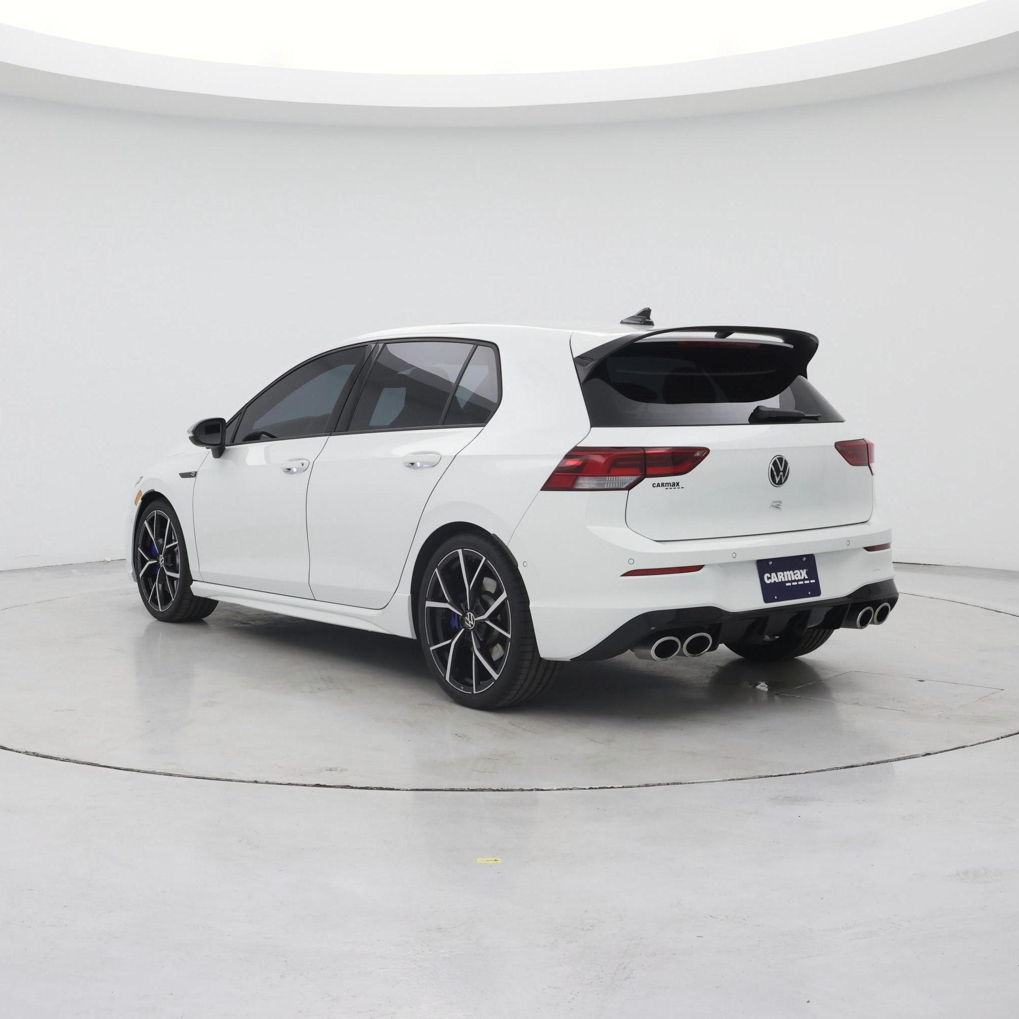 Thumbnail: 2023 Volkswagen Golf - 2