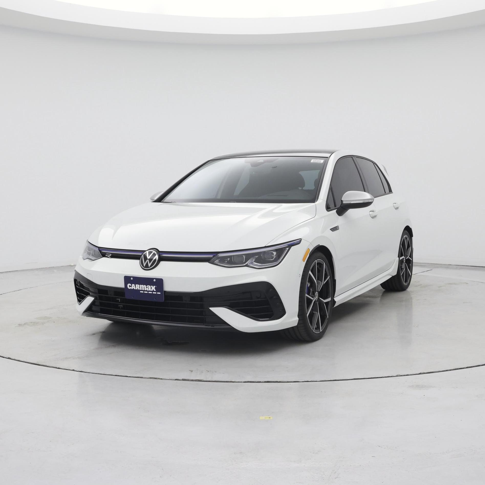 Thumbnail: 2023 Volkswagen Golf - 4
