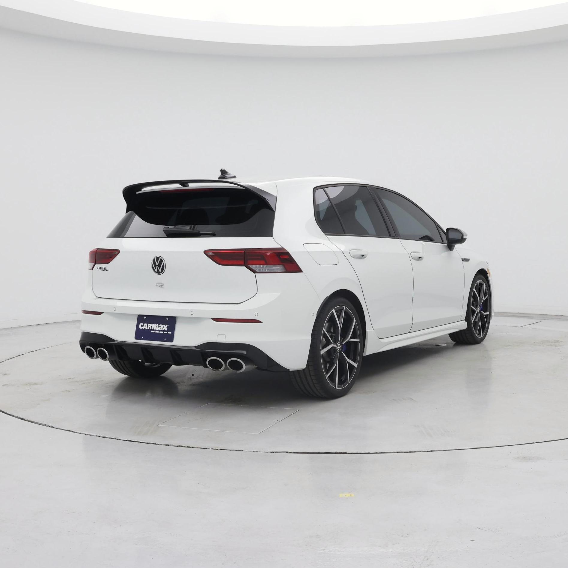 Thumbnail: 2023 Volkswagen Golf - 8