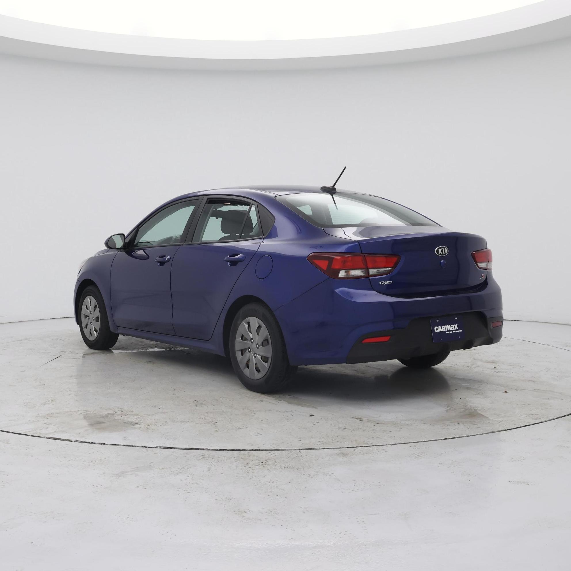 Thumbnail: 2020 Kia Rio - 2