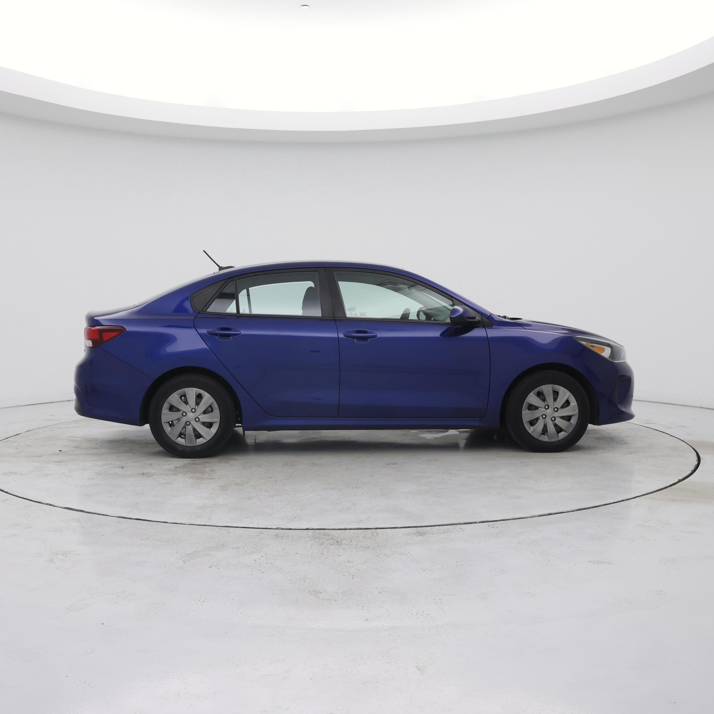 Thumbnail: 2020 Kia Rio - 7