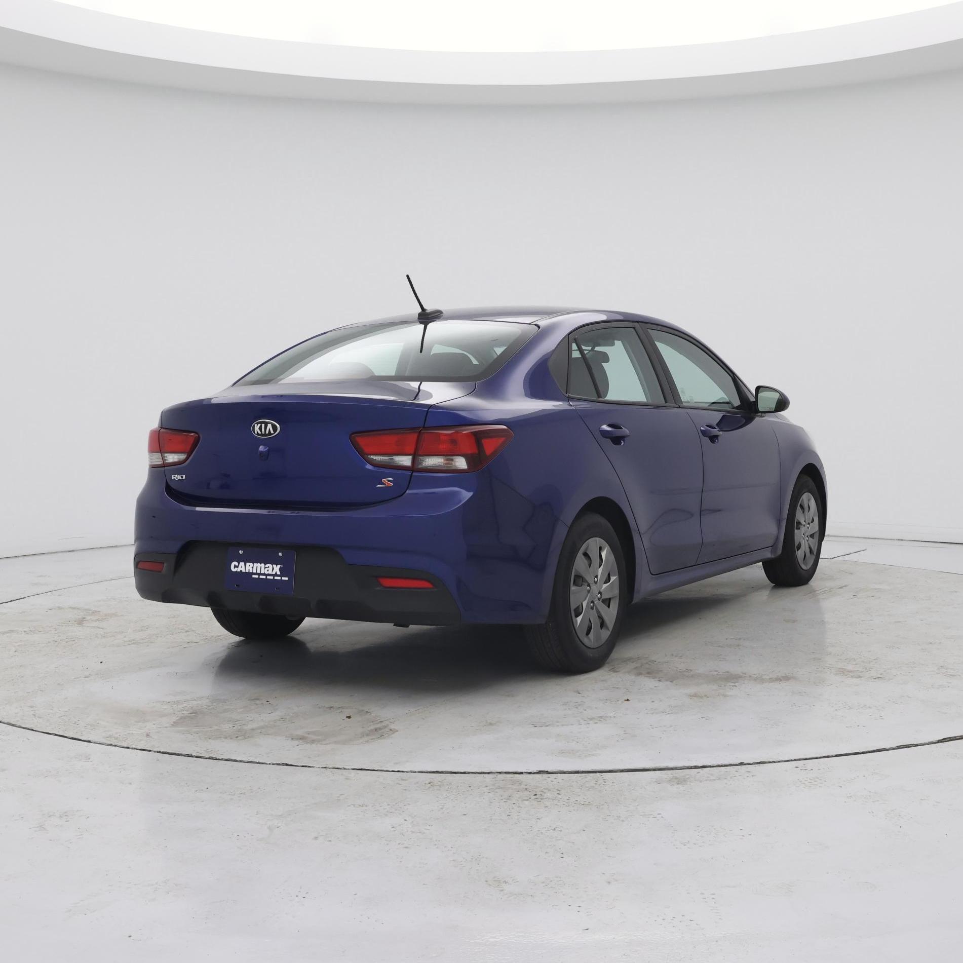 Thumbnail: 2020 Kia Rio - 8