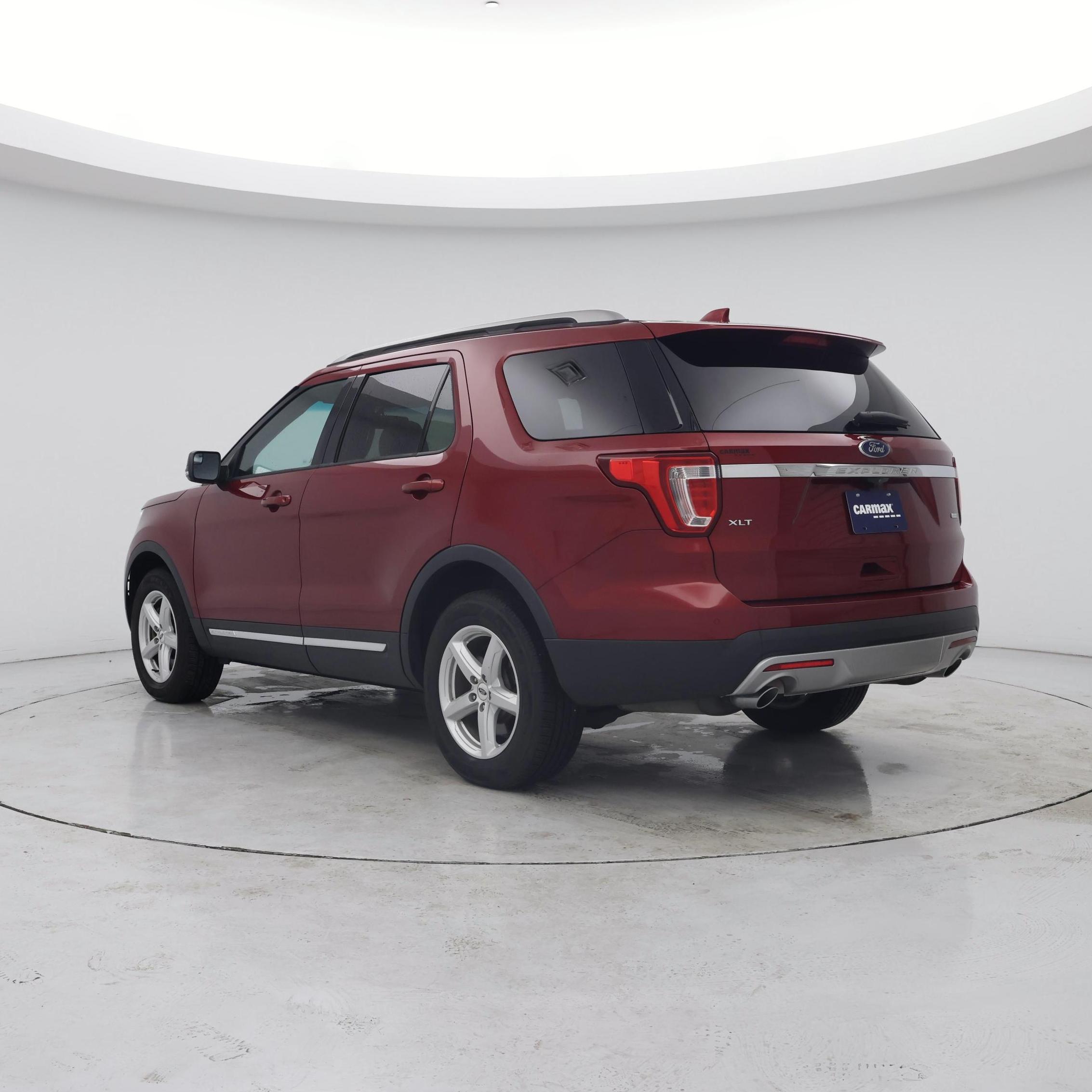 Thumbnail: 2016 Ford Explorer - 2