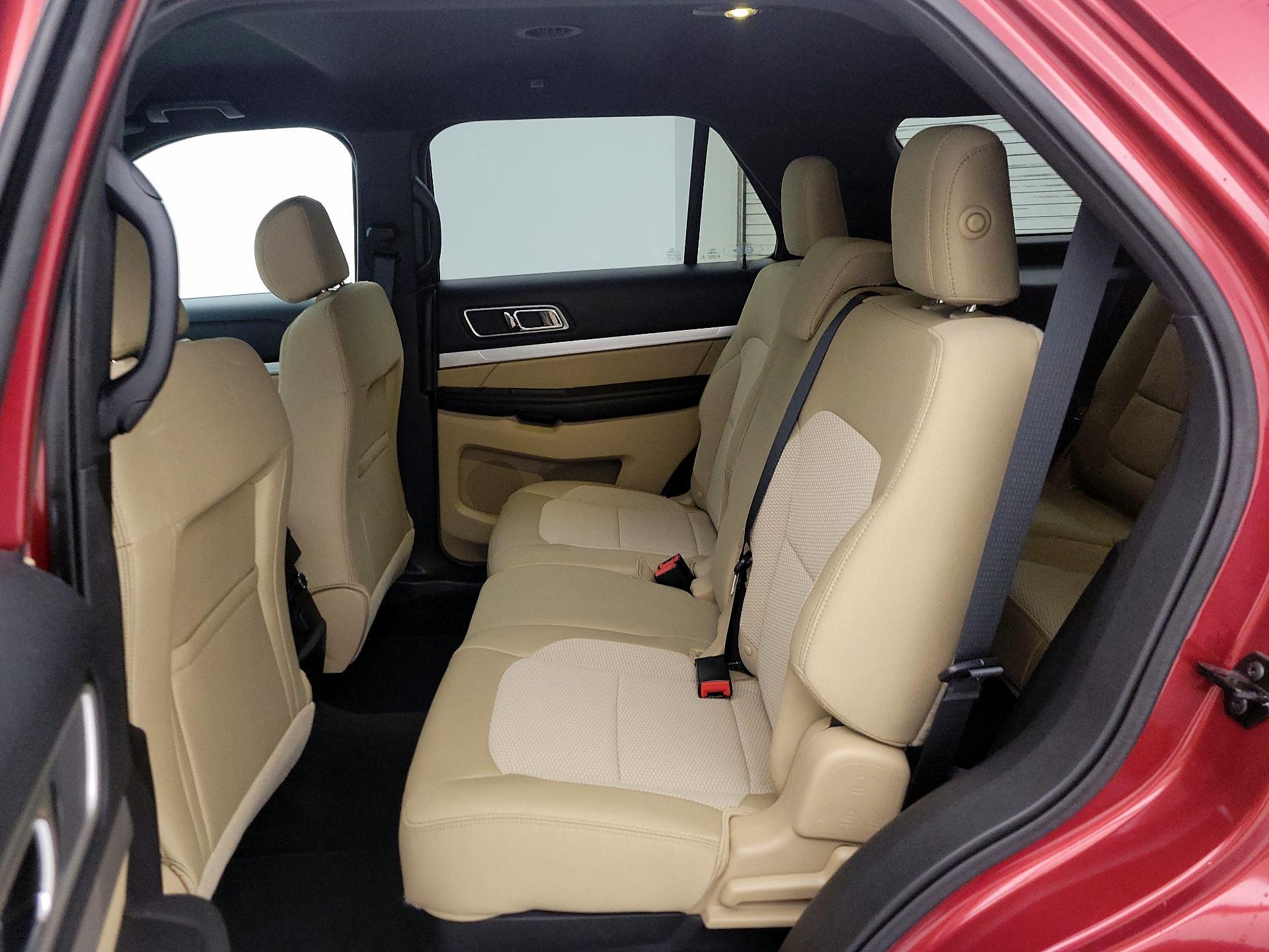 Thumbnail: 2016 Ford Explorer - 19