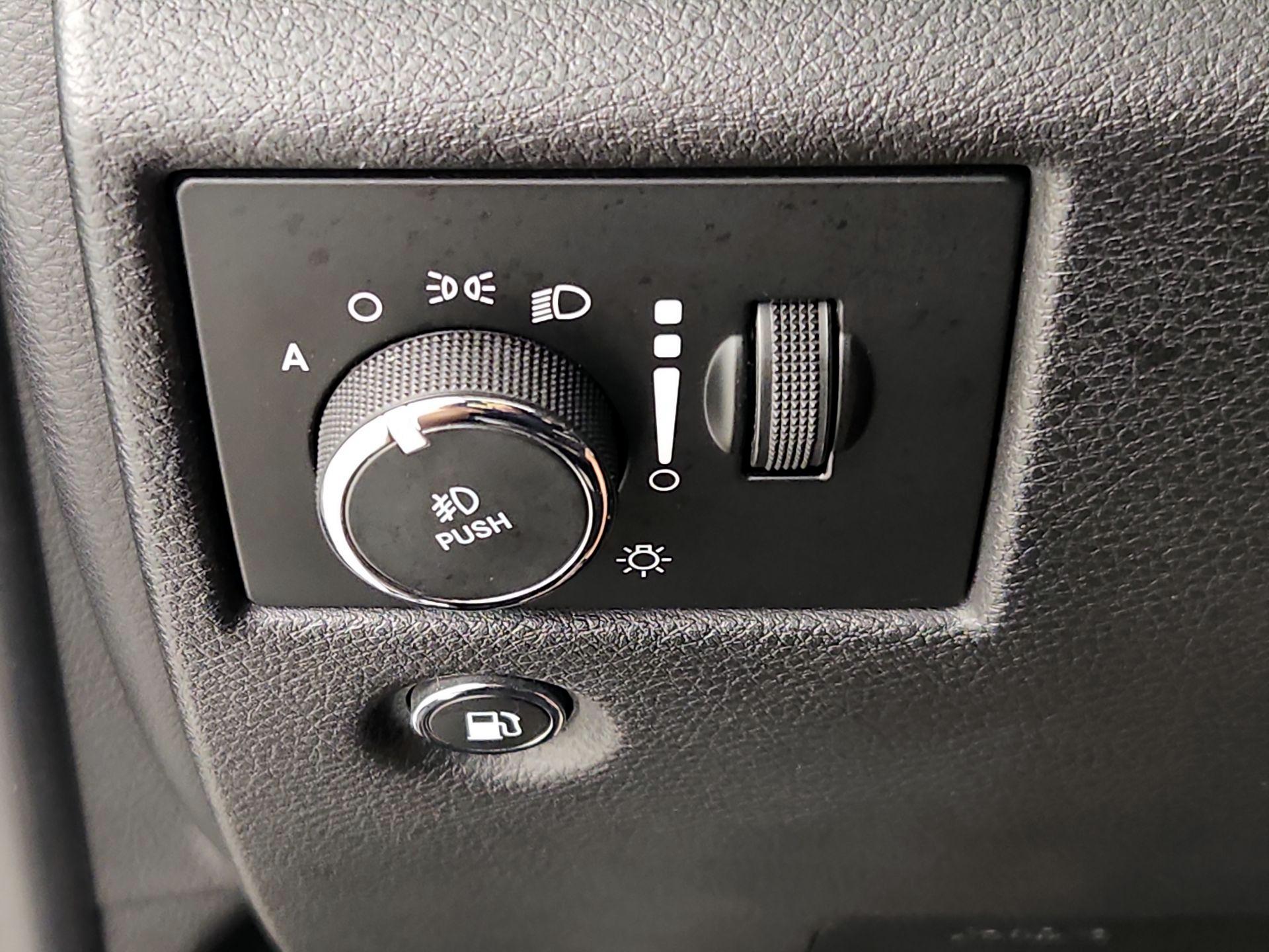 Thumbnail: 2019 Jeep Grand Cherokee - 13