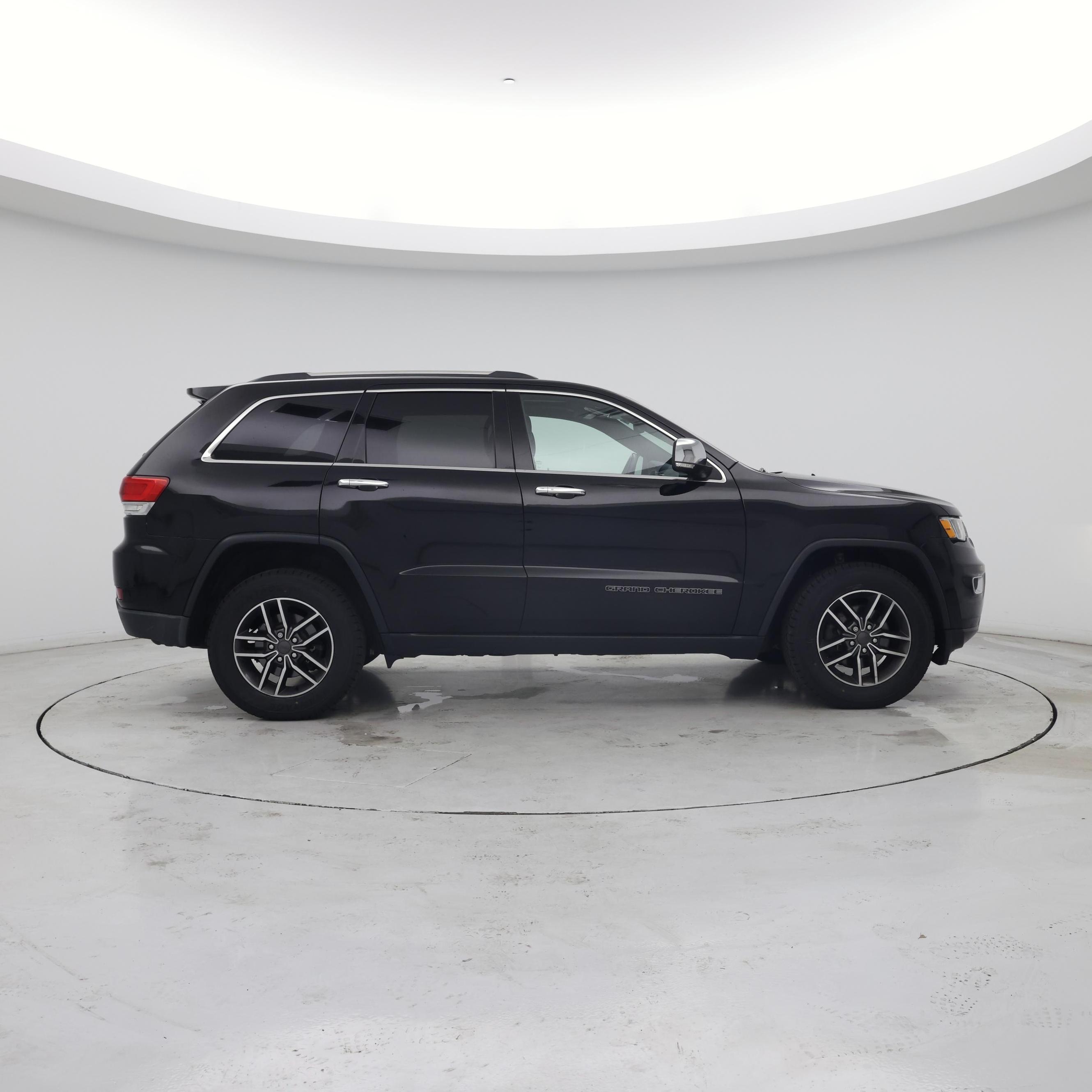Thumbnail: 2019 Jeep Grand Cherokee - 7