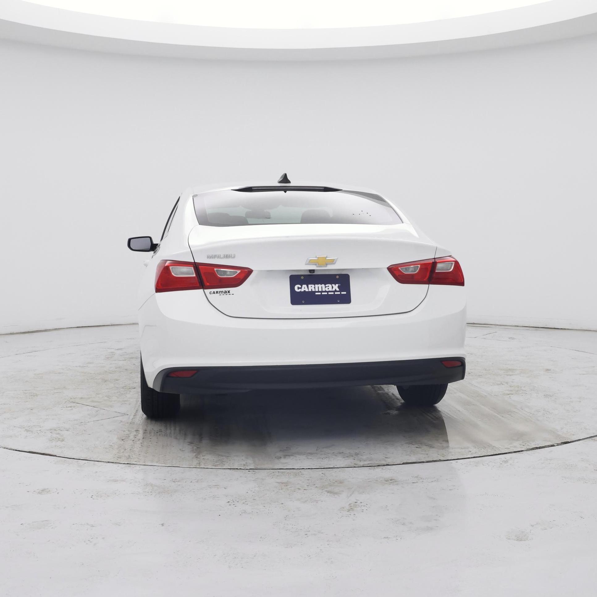 Thumbnail: 2018 Chevrolet Malibu - 6