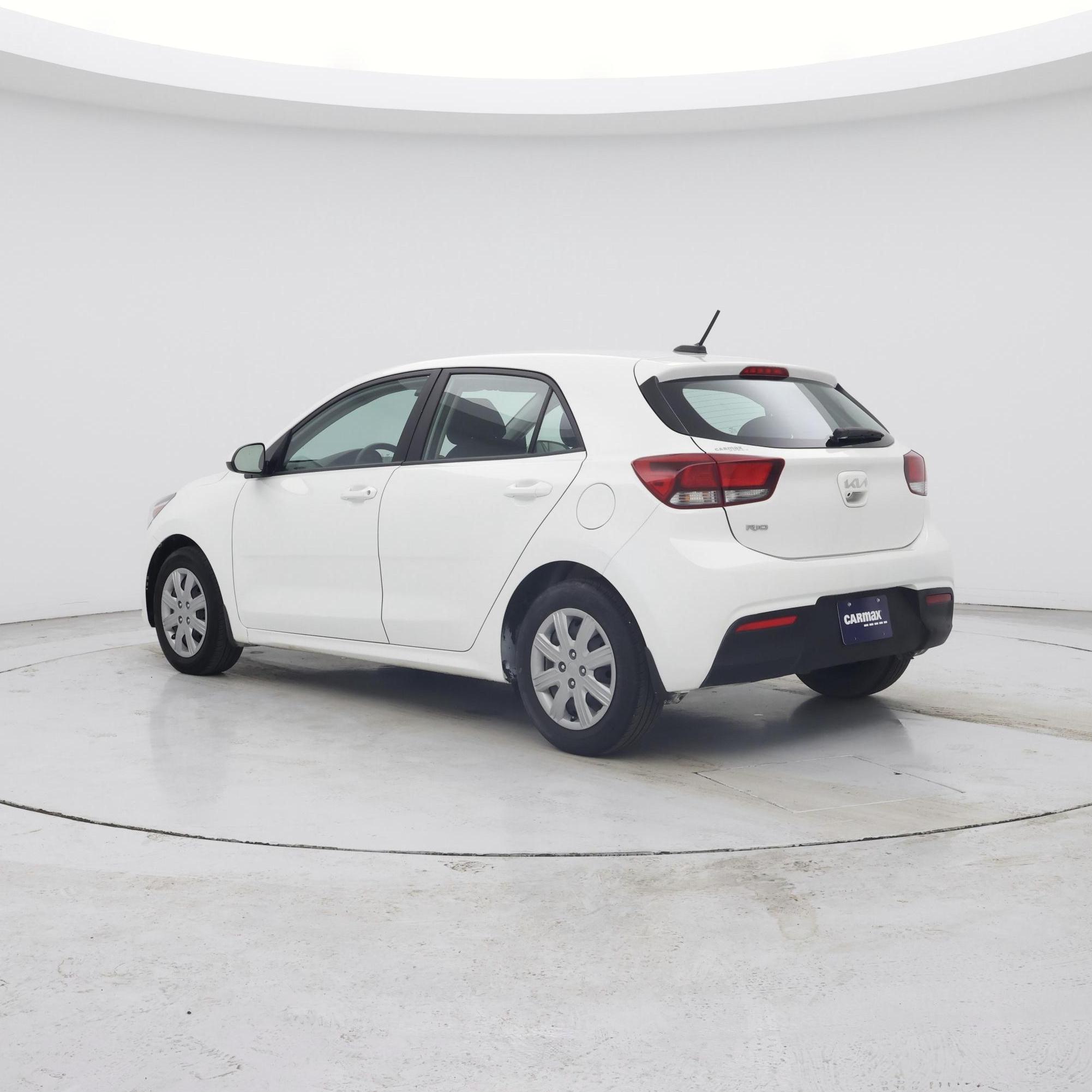 Thumbnail: 2023 Kia Rio - 2