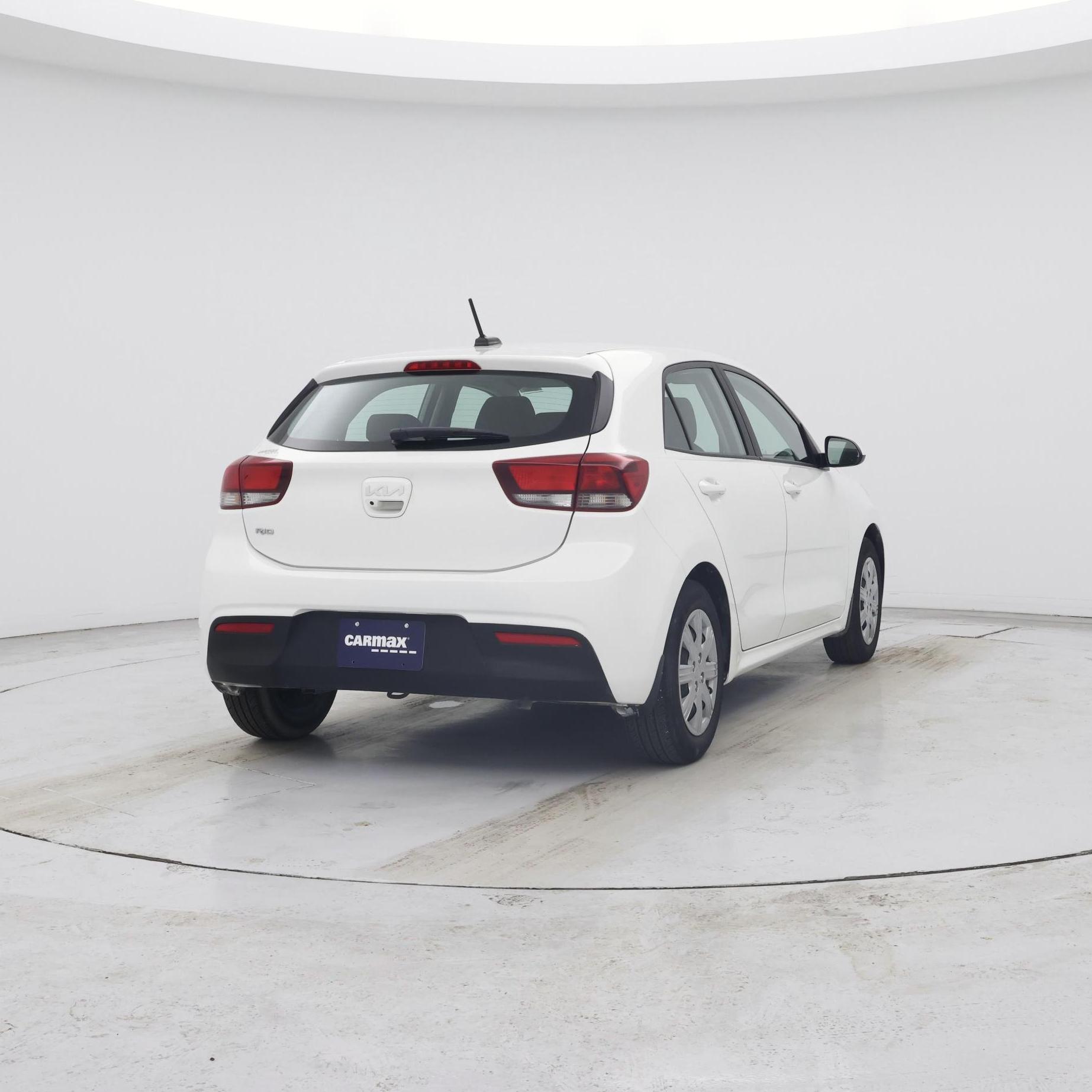 Thumbnail: 2023 Kia Rio - 8