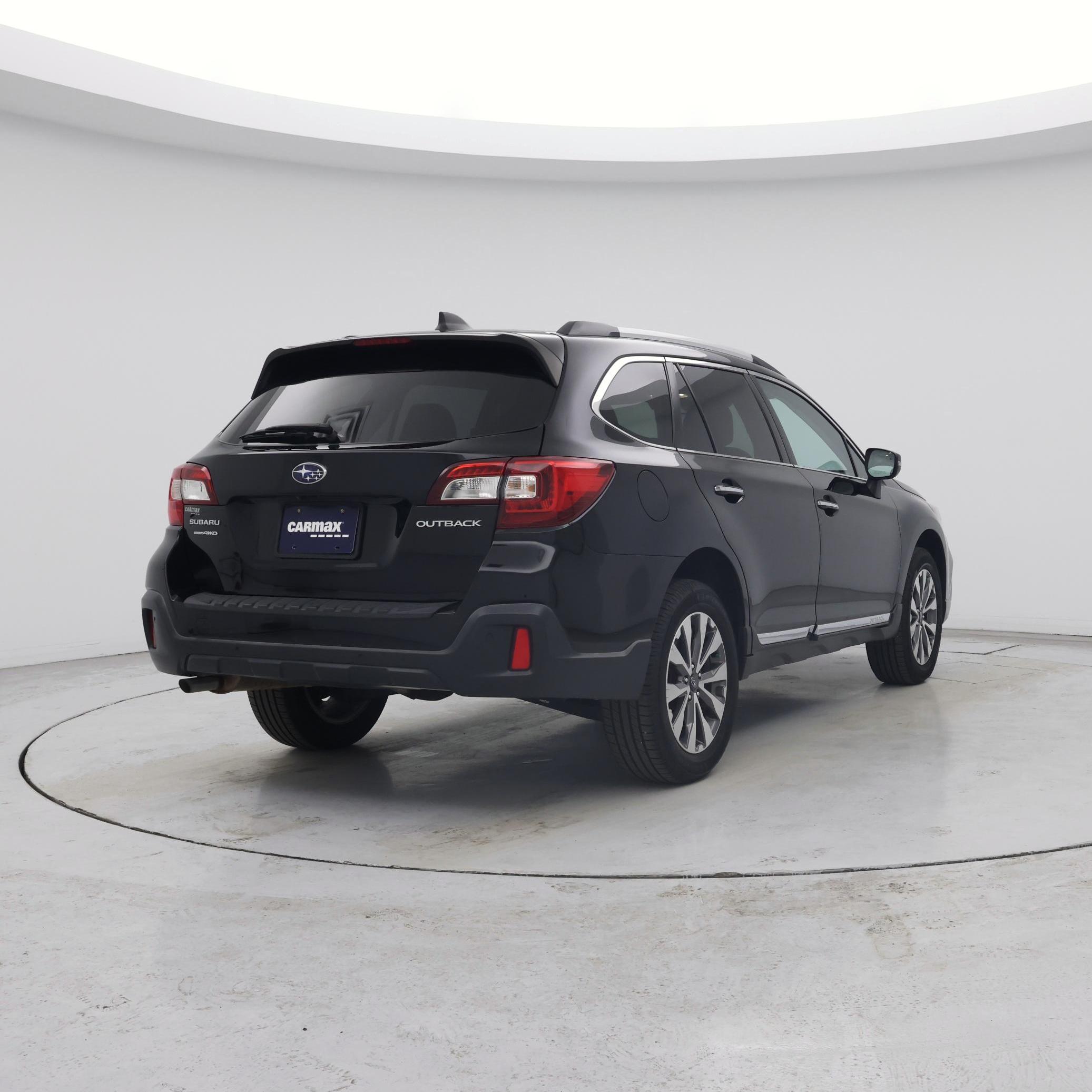 Thumbnail: 2018 Subaru Outback - 8
