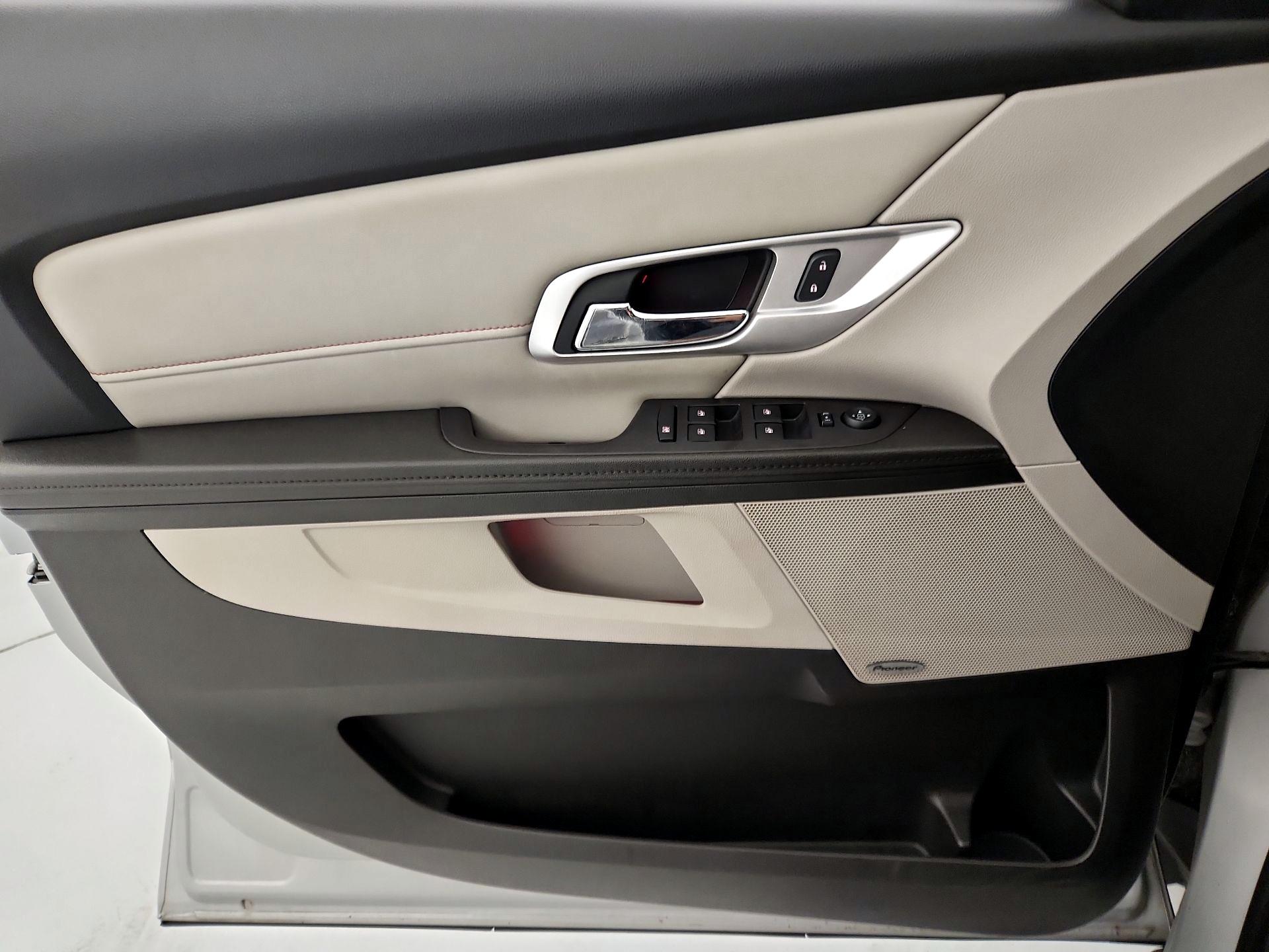 Thumbnail: 2017 GMC Terrain - 12
