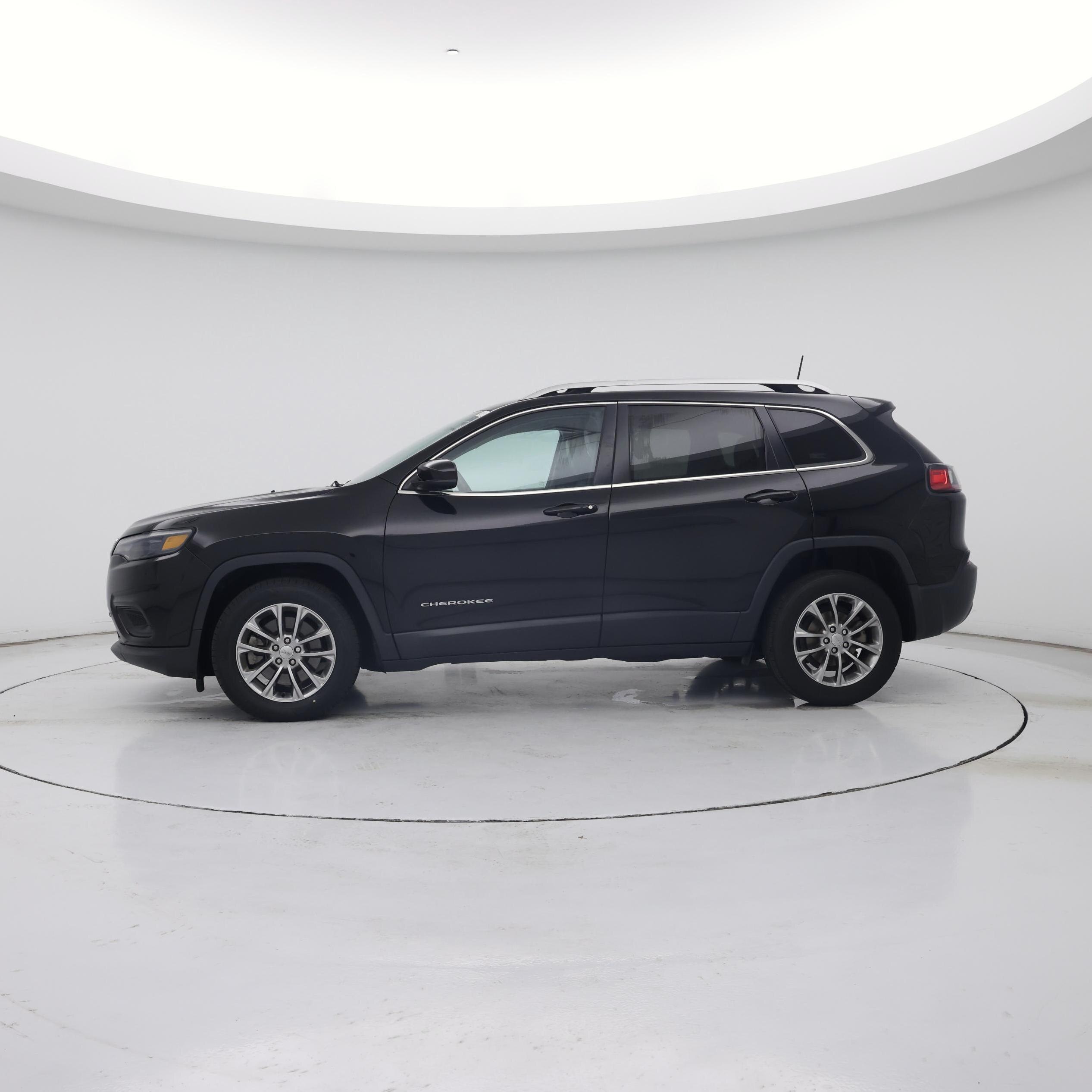 Thumbnail: 2020 Jeep Cherokee - 3